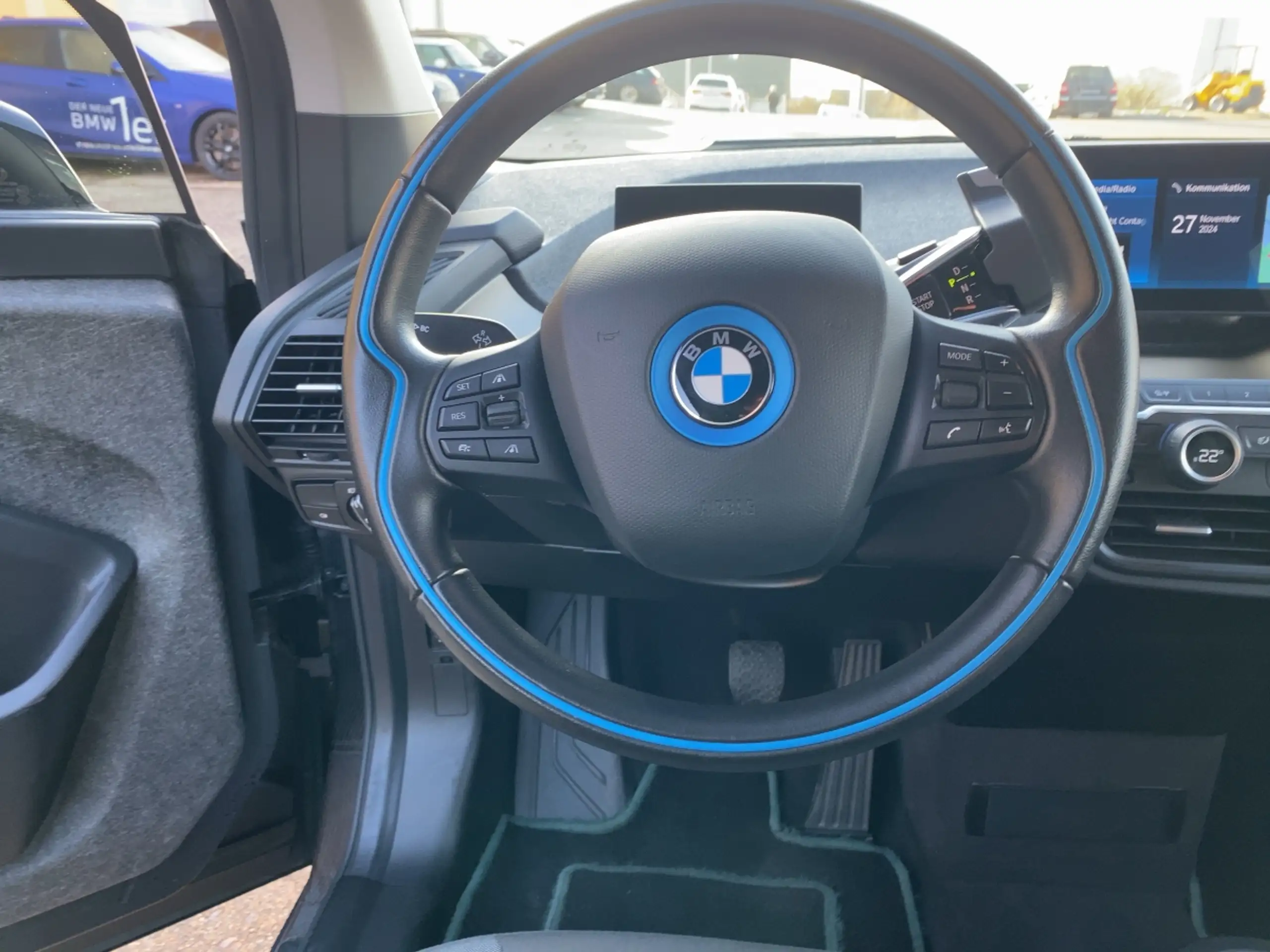 BMW - i3