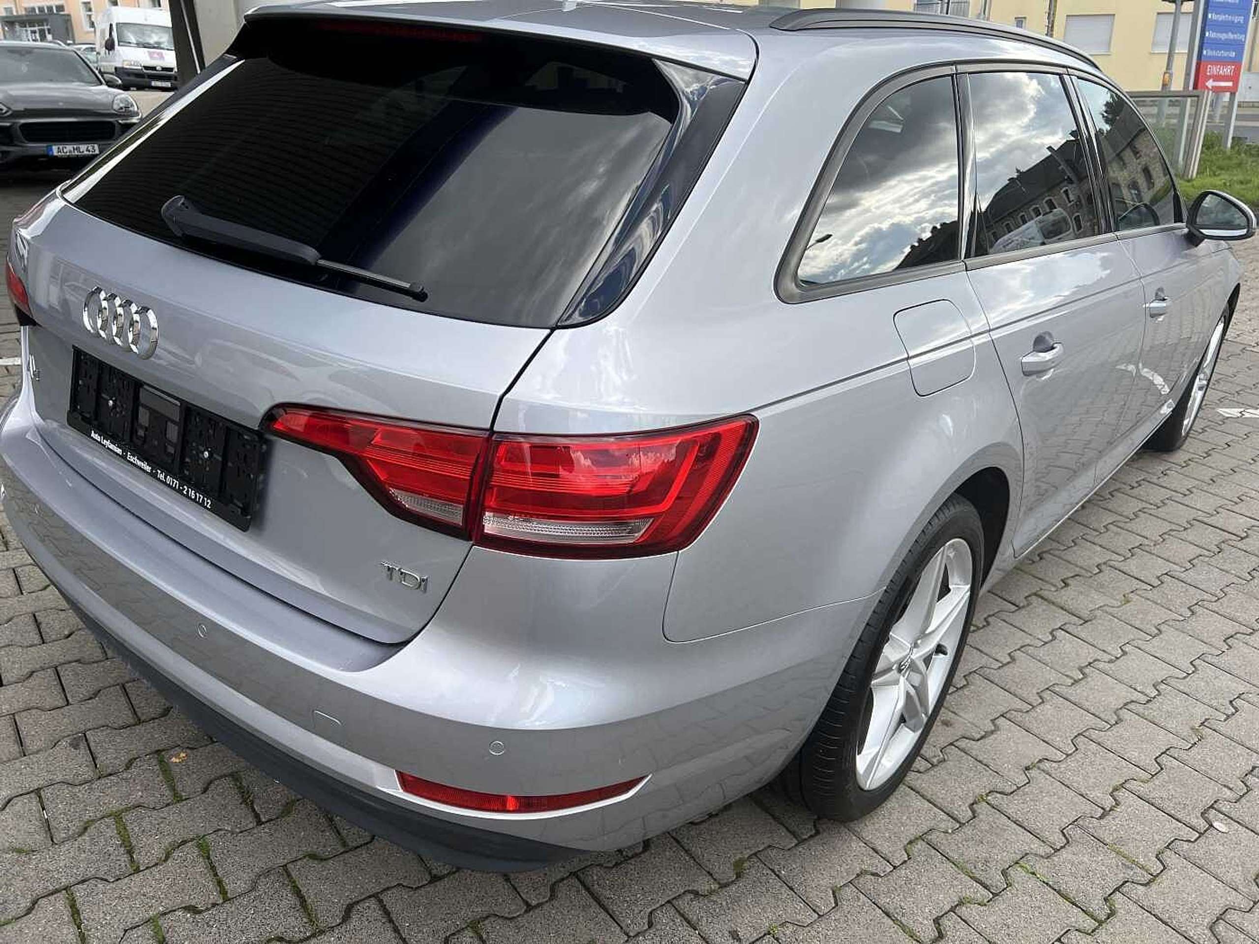 Audi - A4