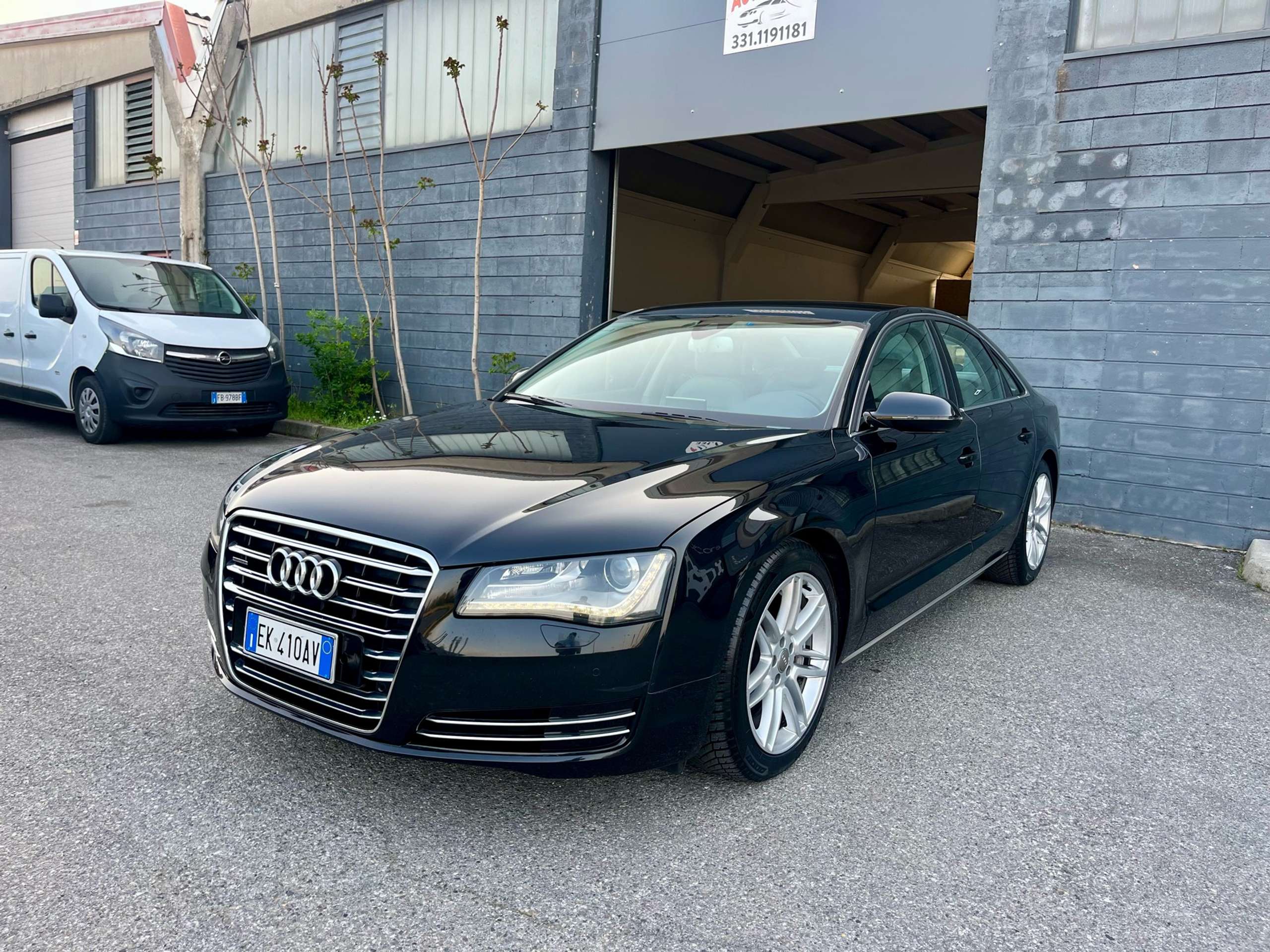 Audi - A8