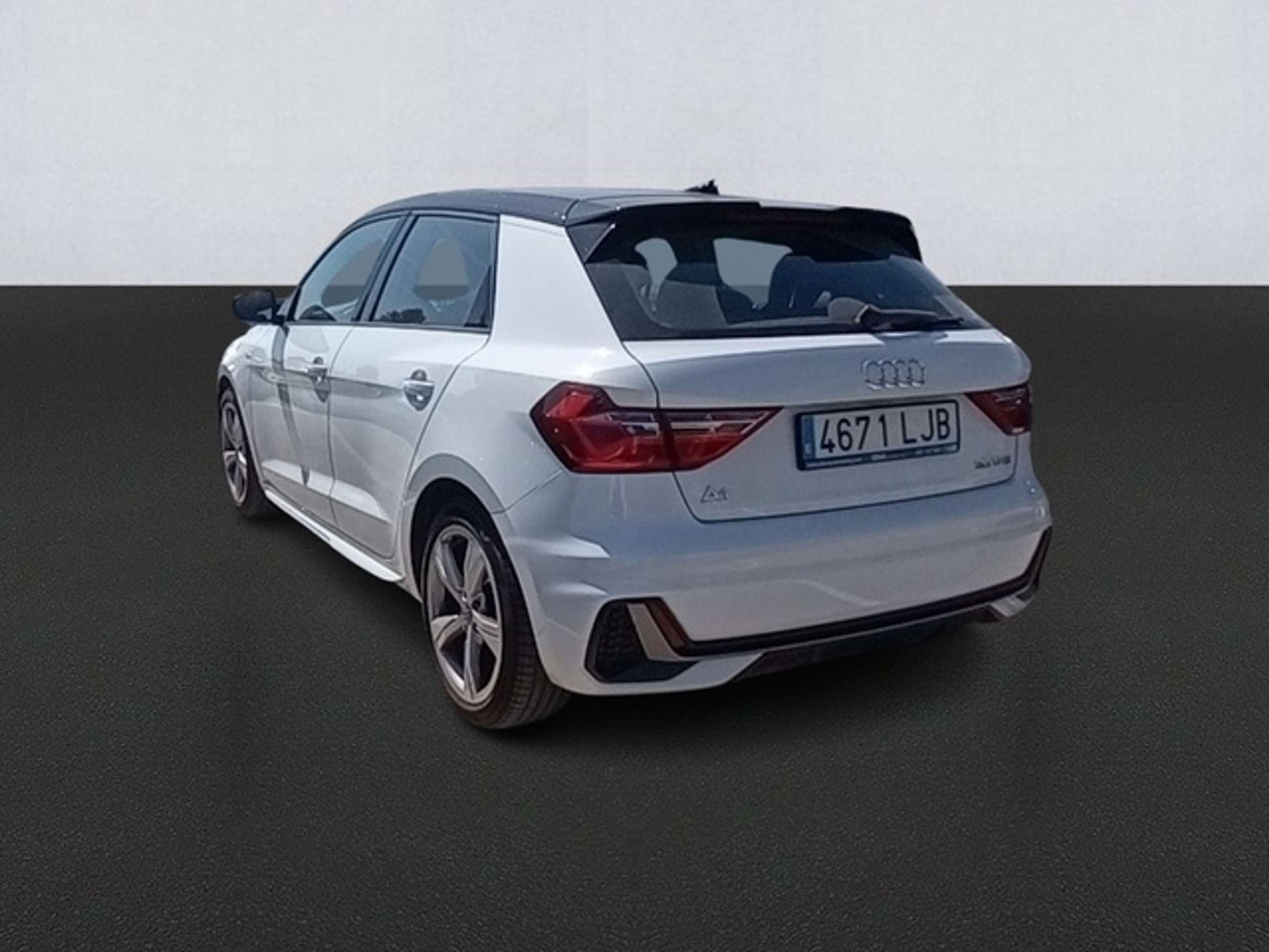 Audi - A1