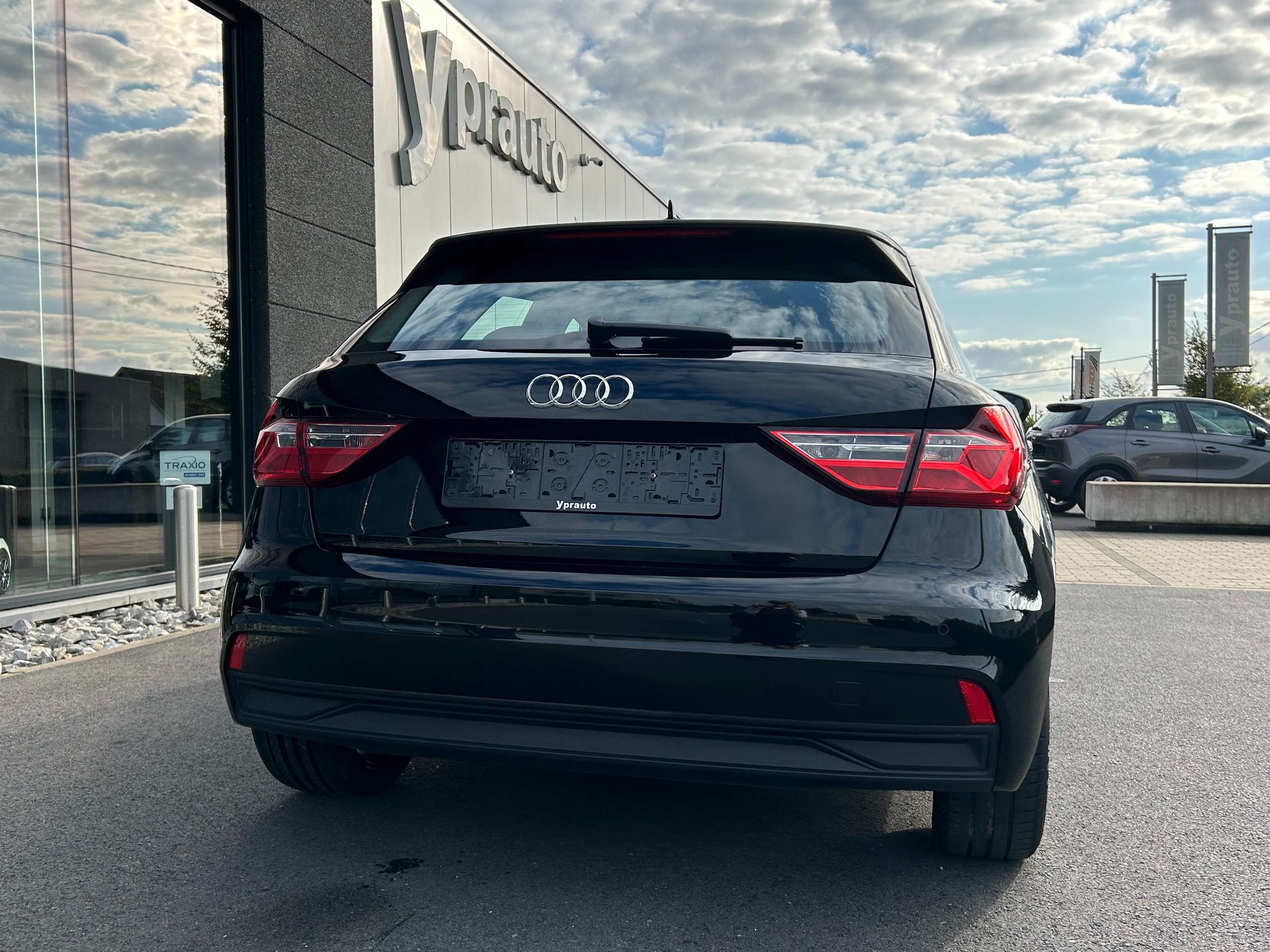 Audi - A1