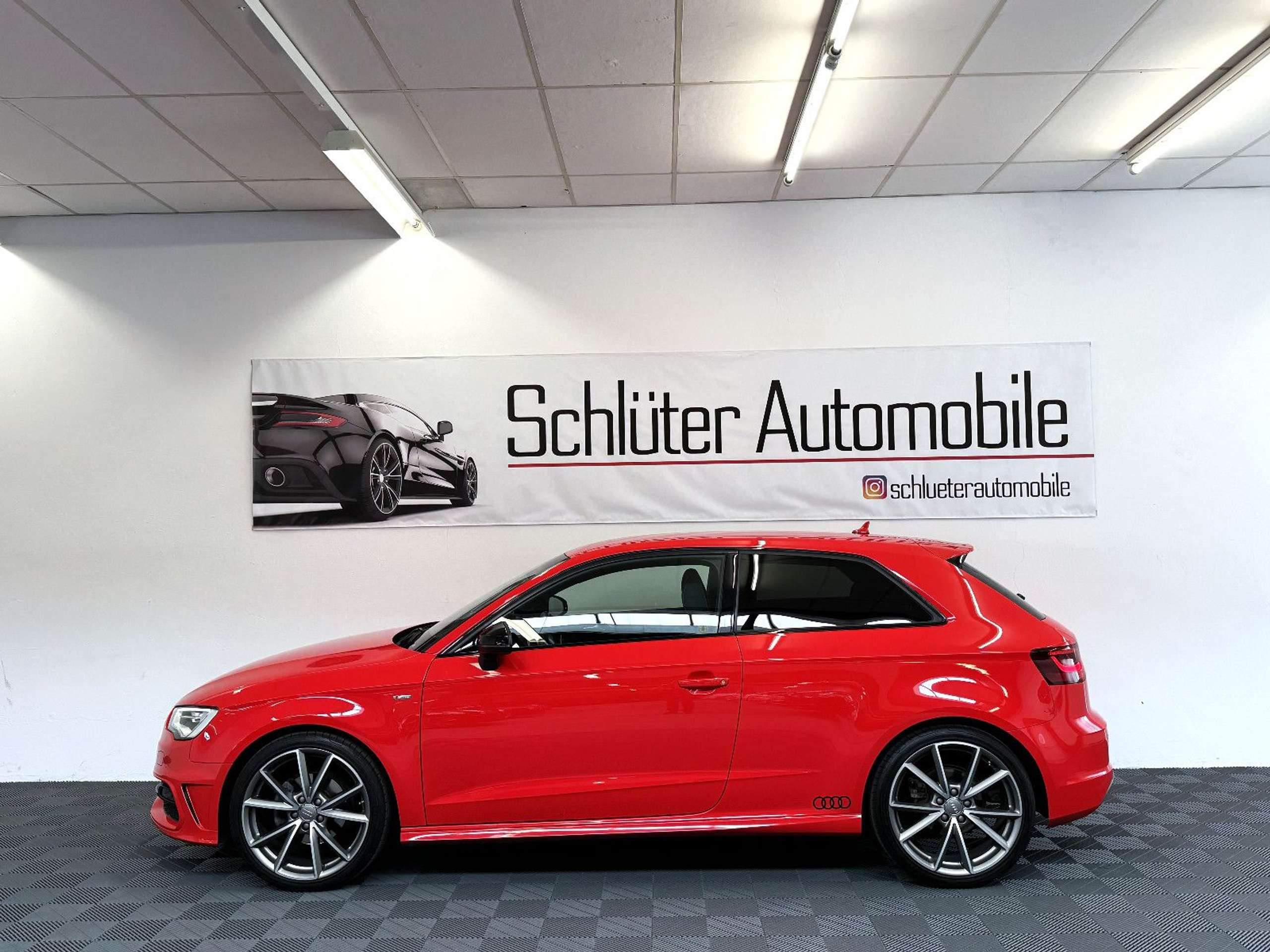 Audi - A3