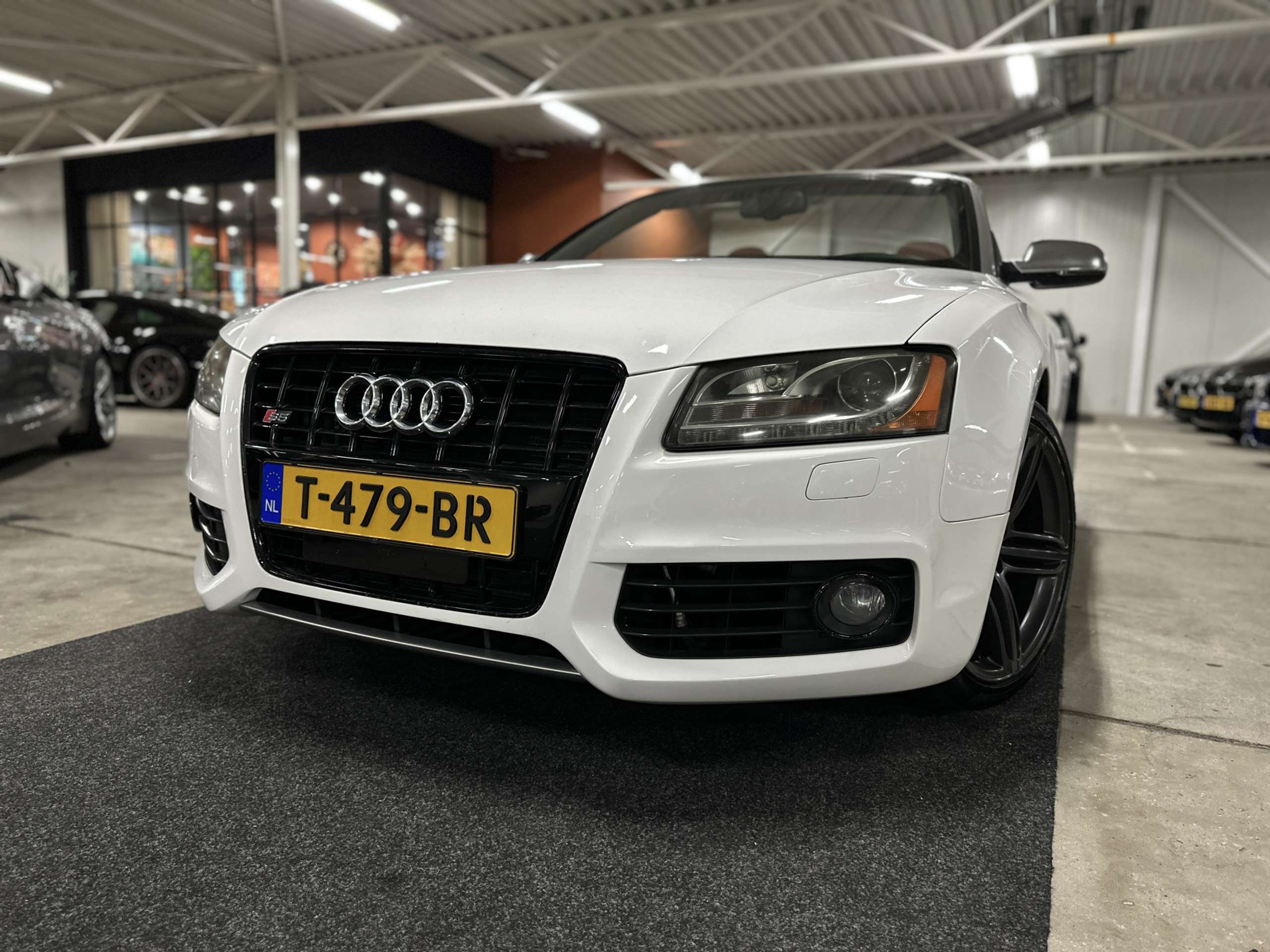 Audi - S5