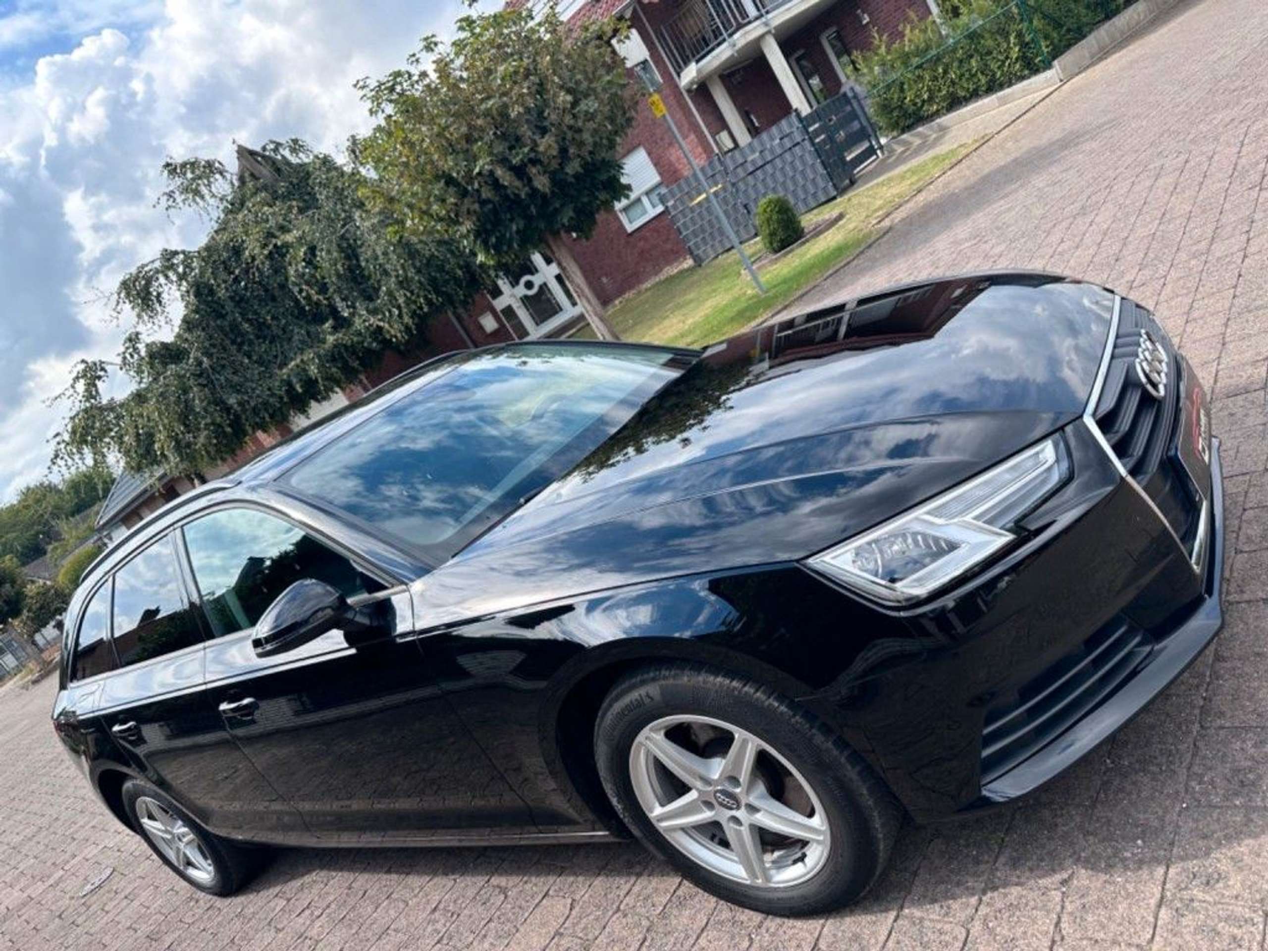 Audi - A4