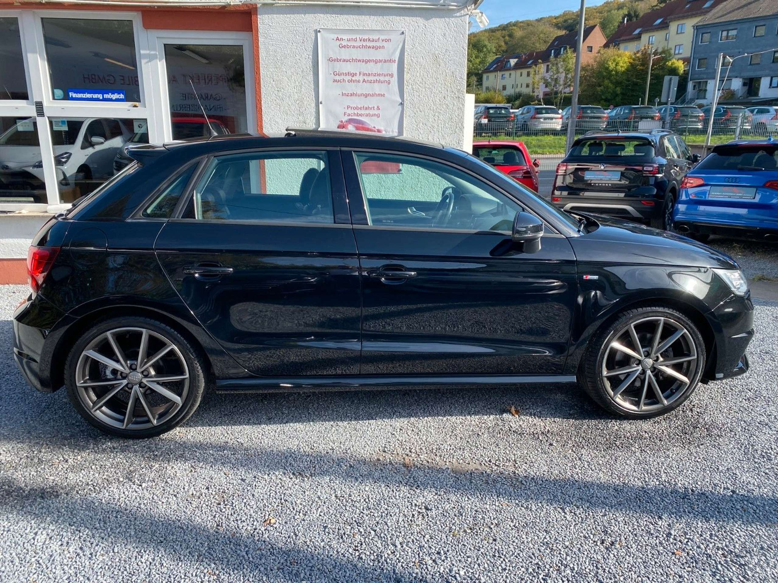 Audi - A1