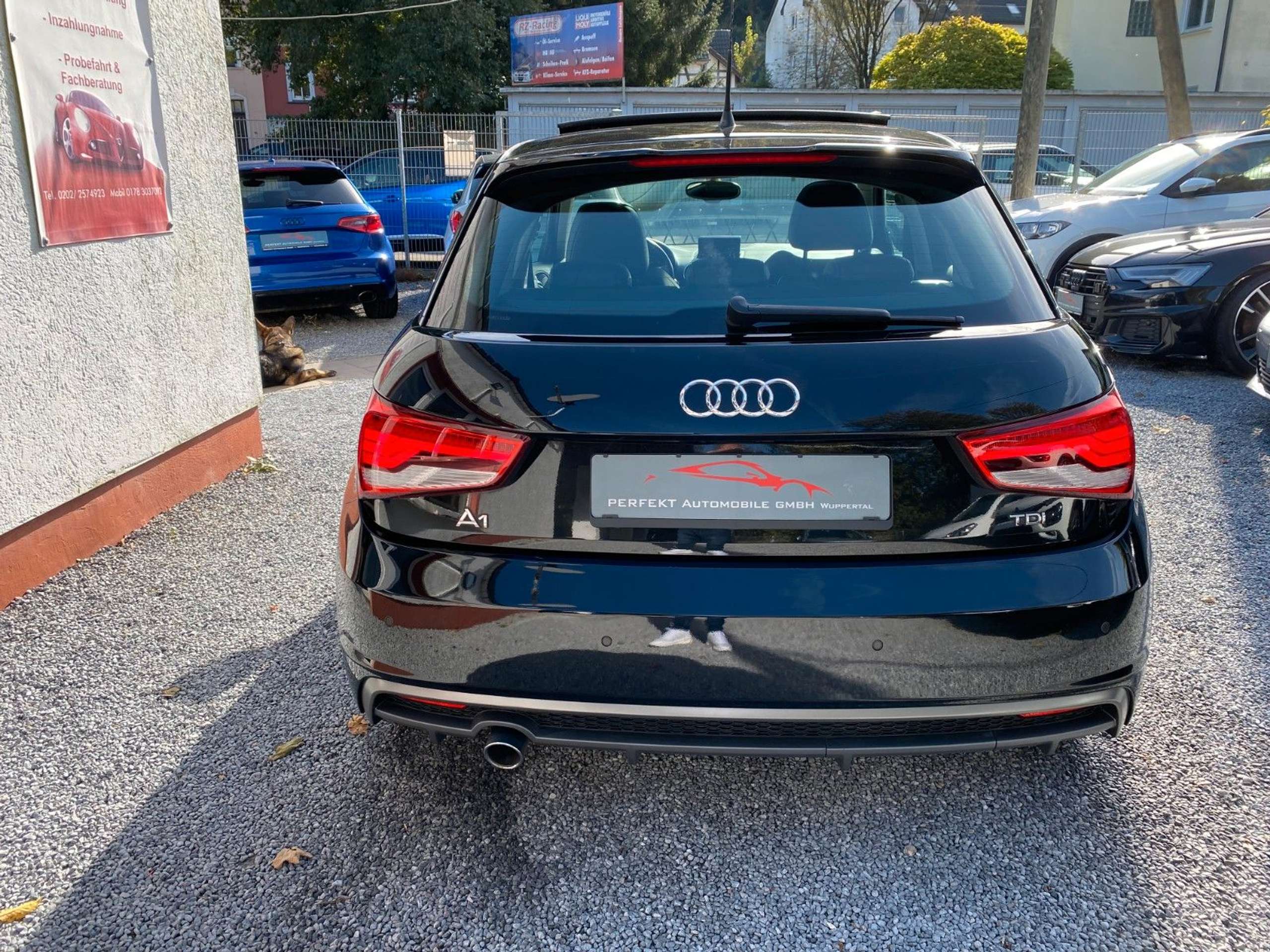 Audi - A1