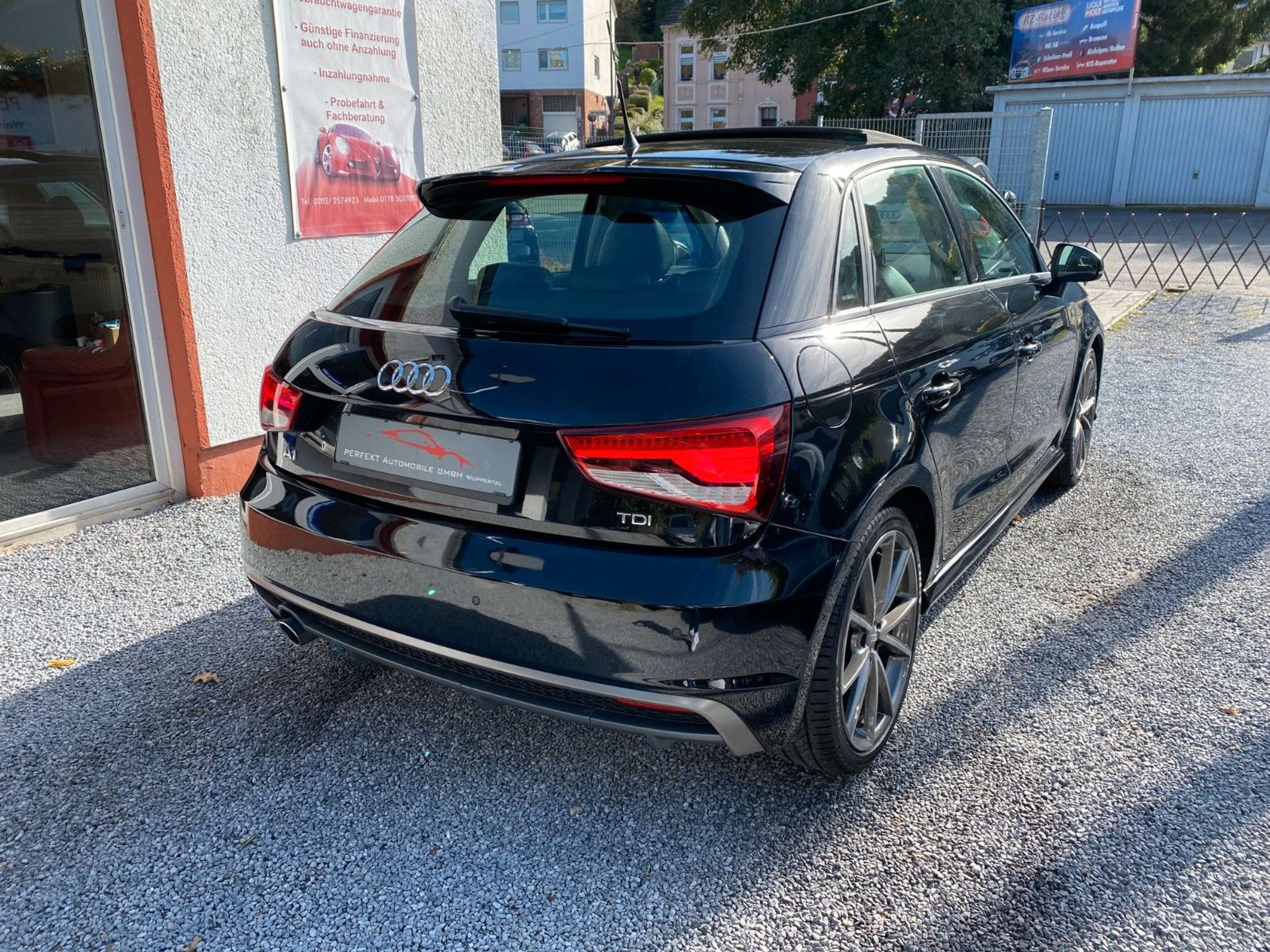 Audi - A1