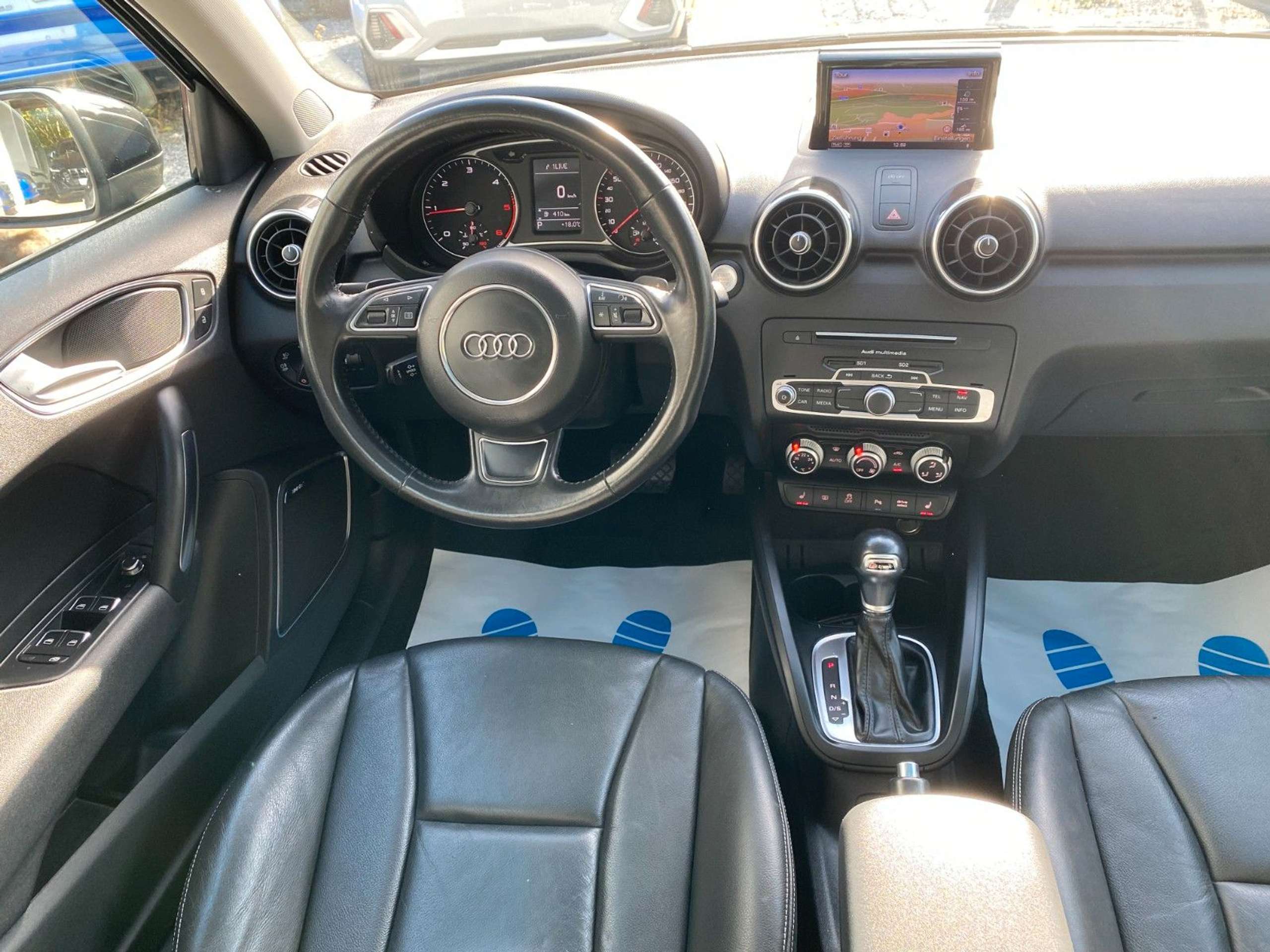 Audi - A1