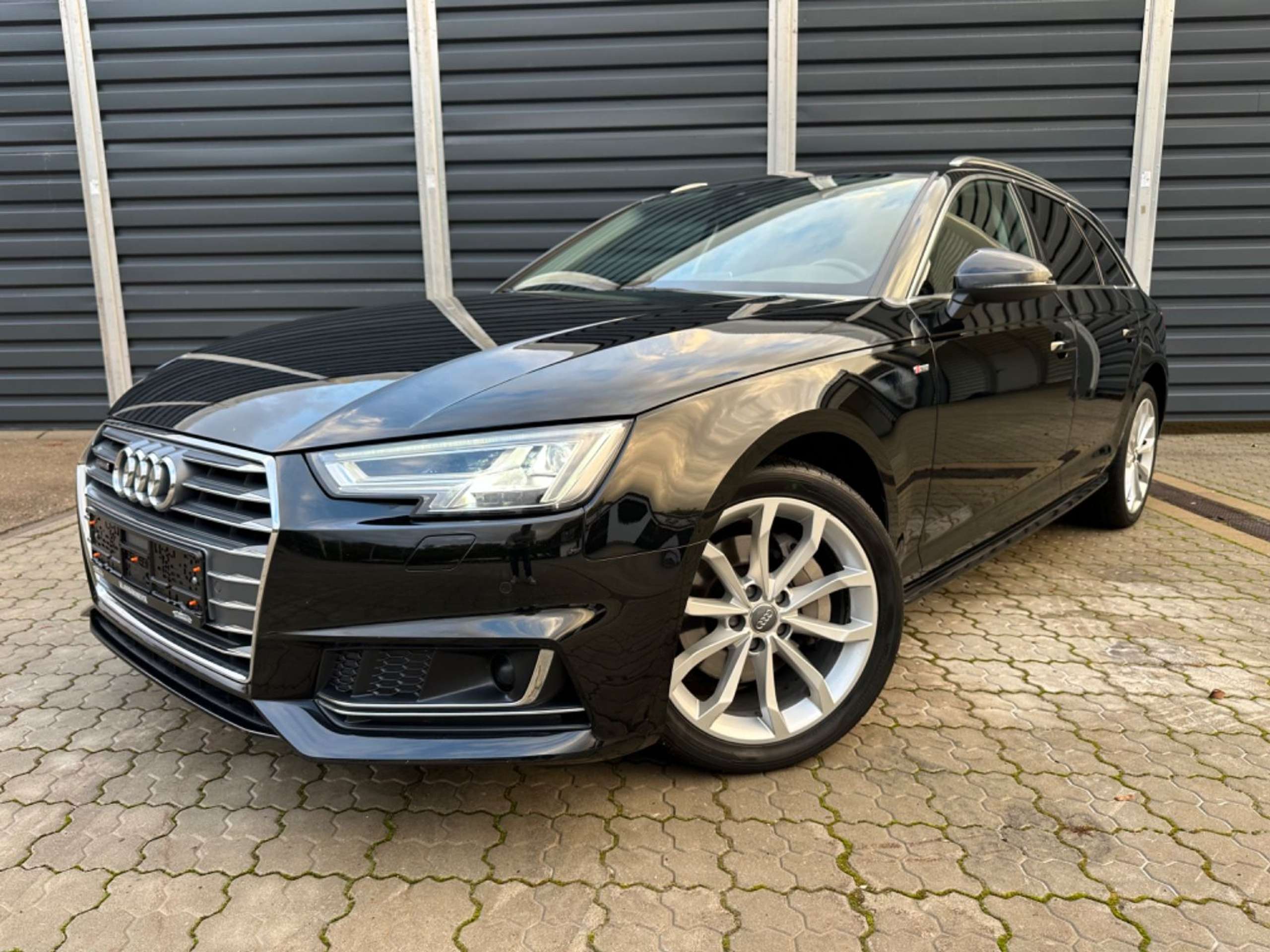 Audi - A4