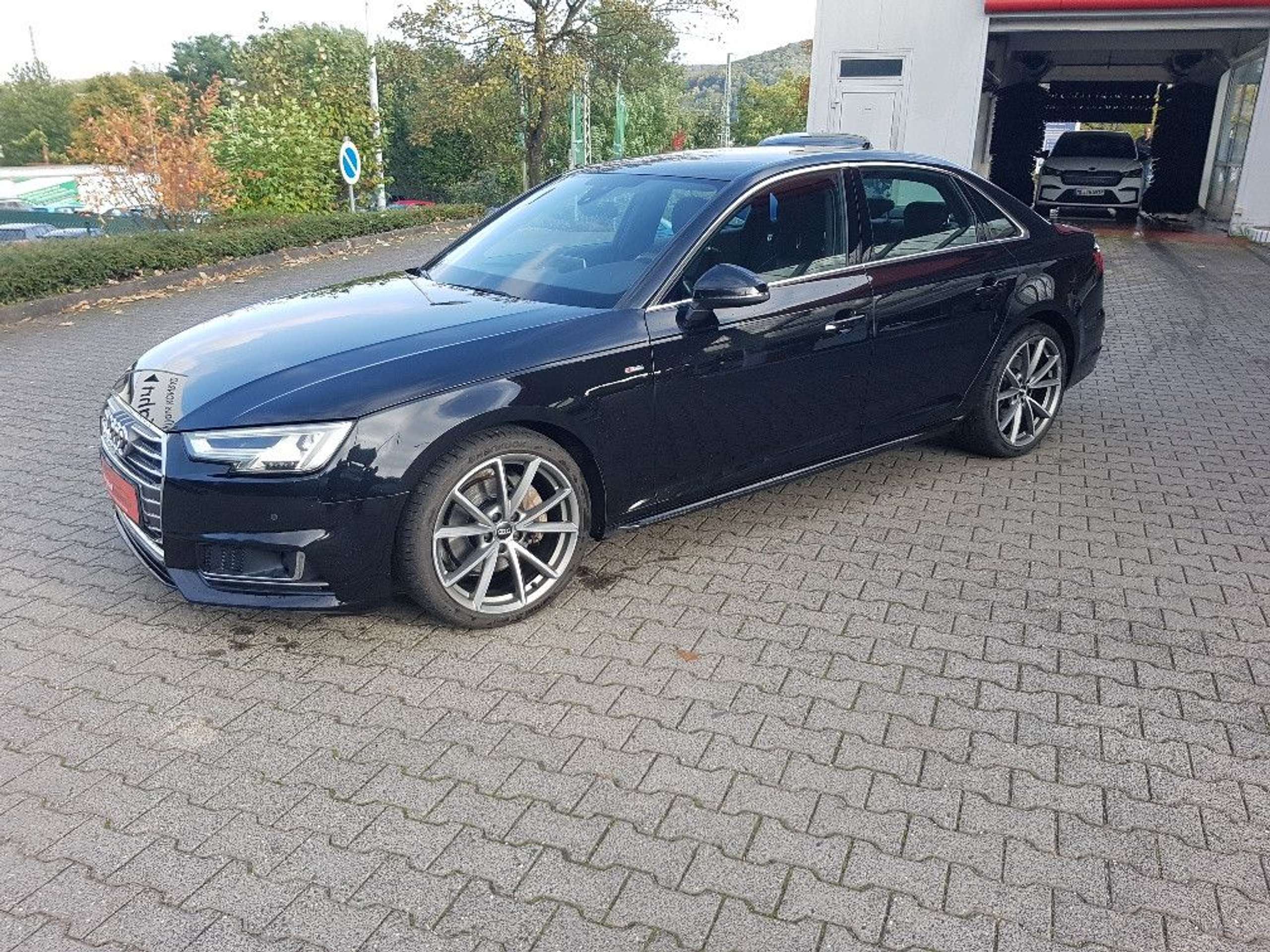 Audi - A4