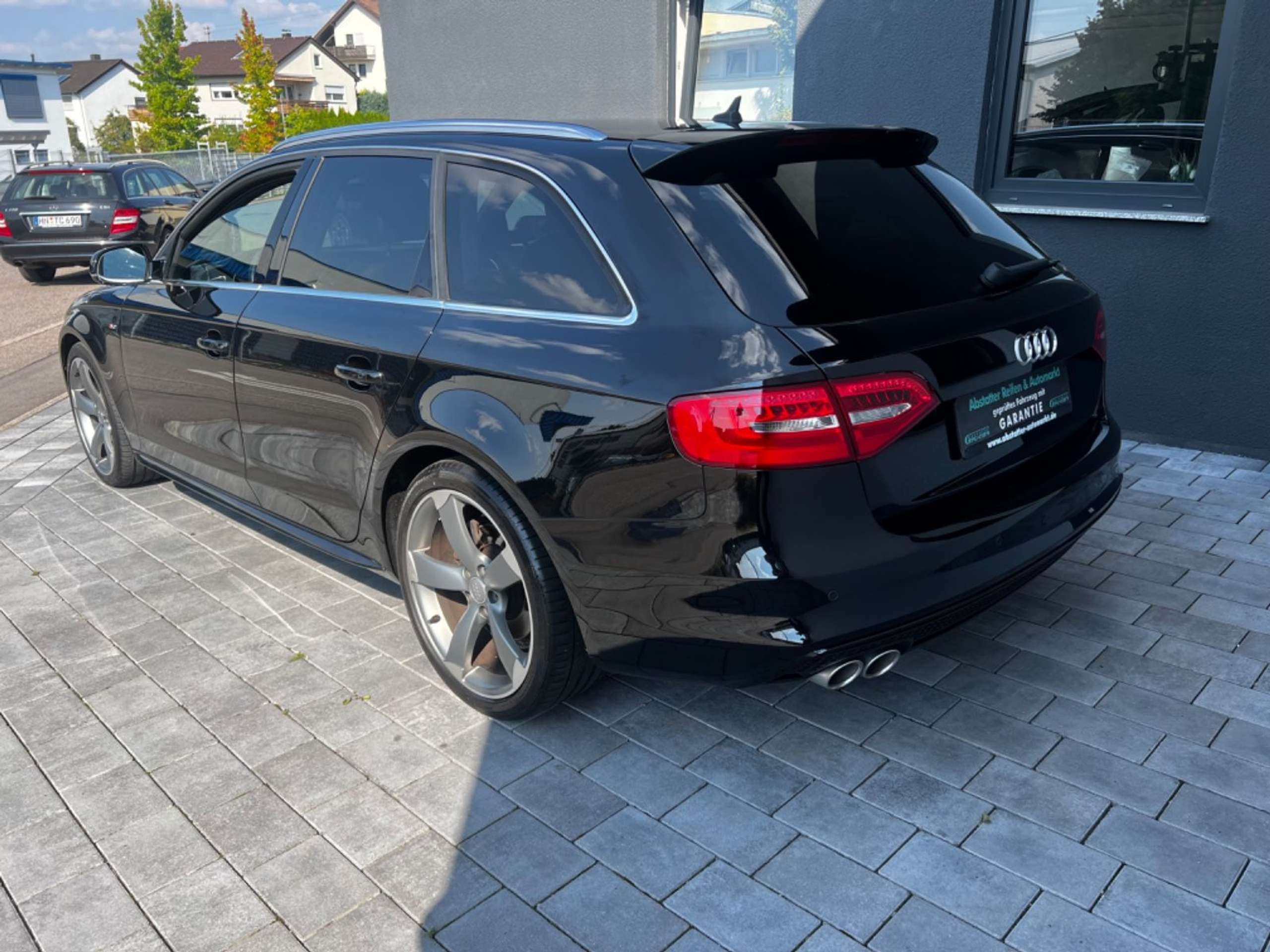 Audi - A4