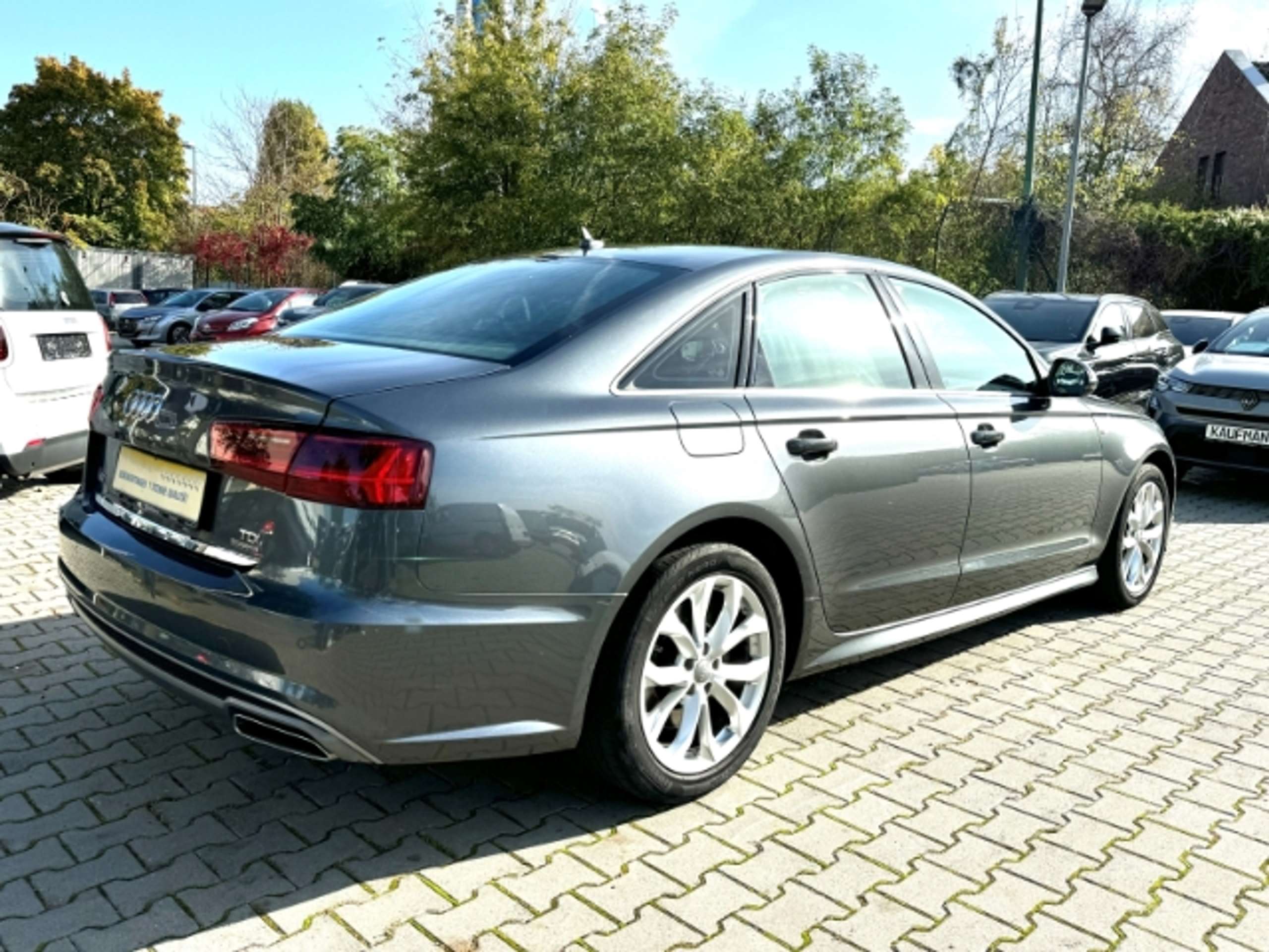 Audi - A6