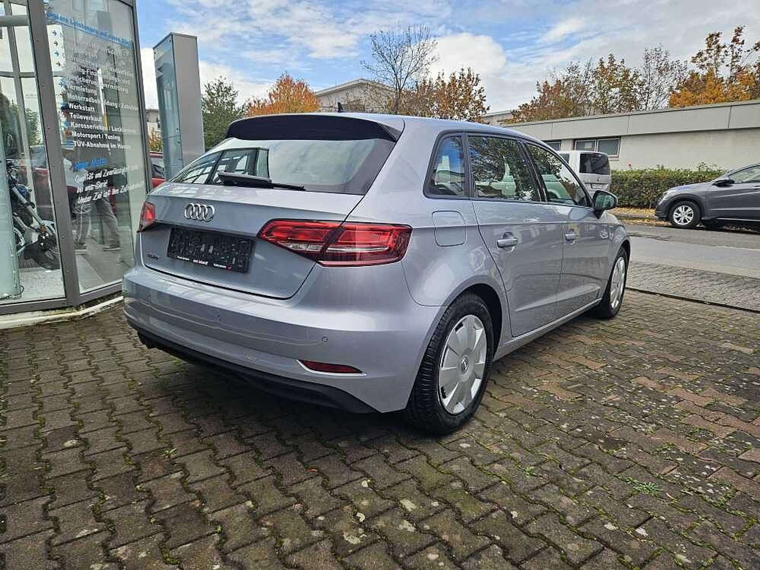 Audi - A3