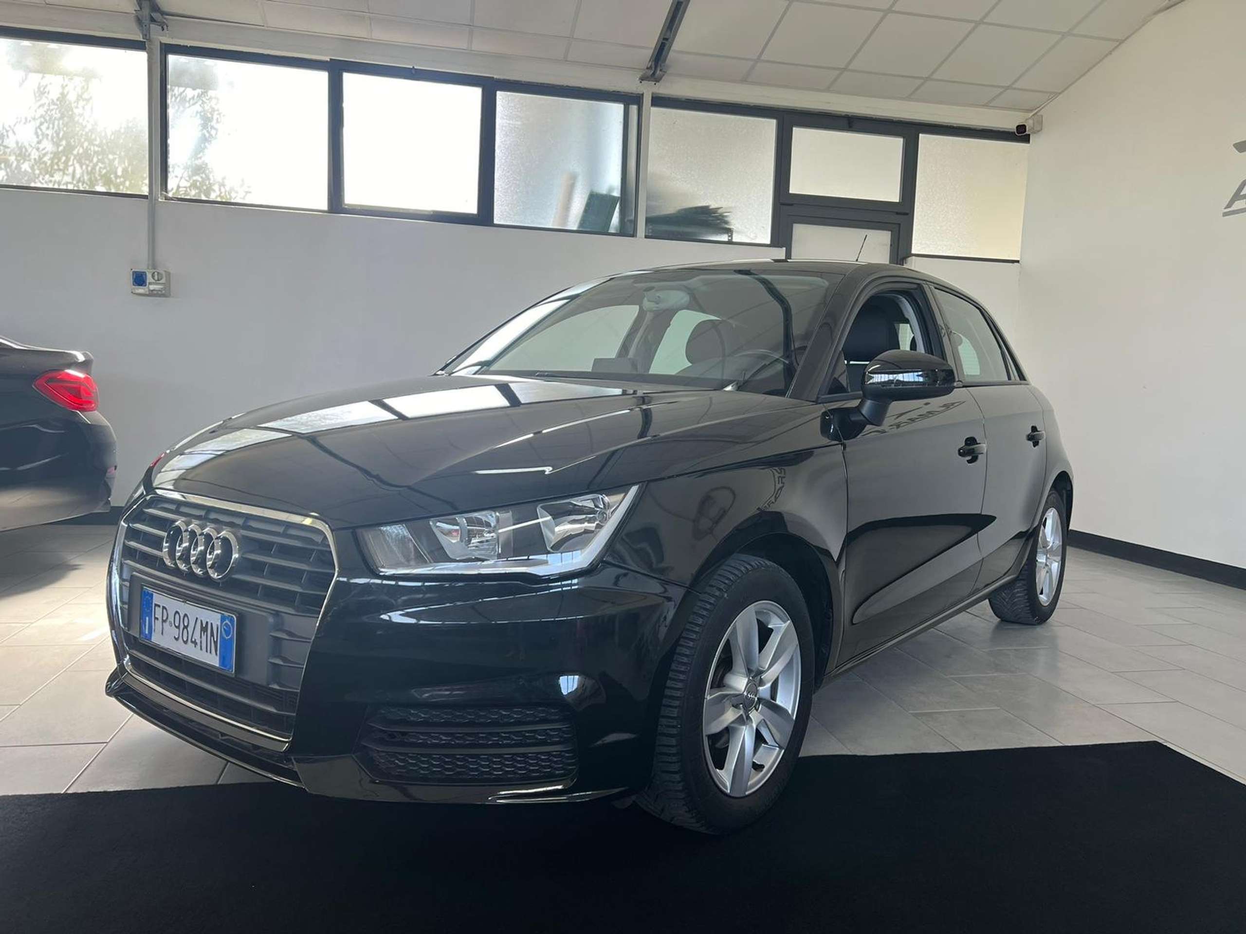 Audi - A1