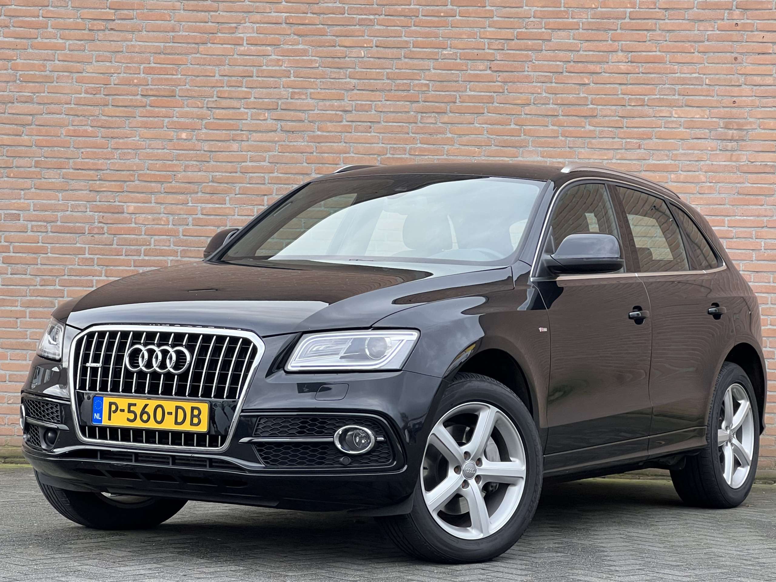 Audi - Q5