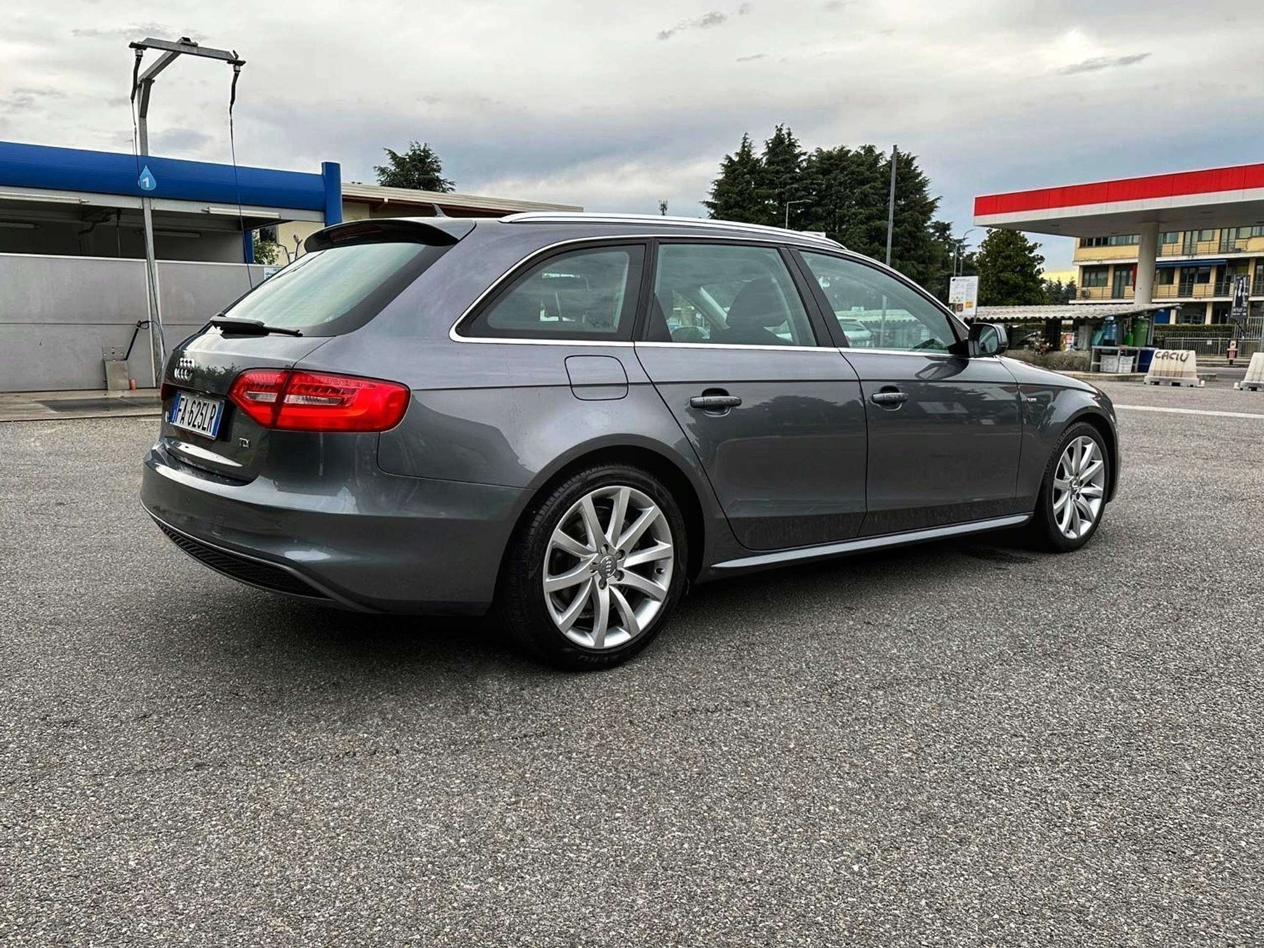 Audi - A4