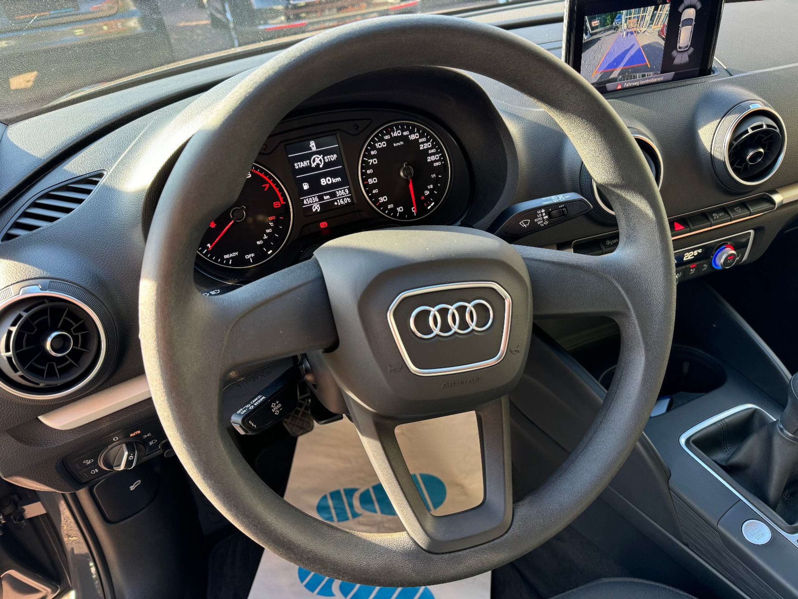 Audi - A3