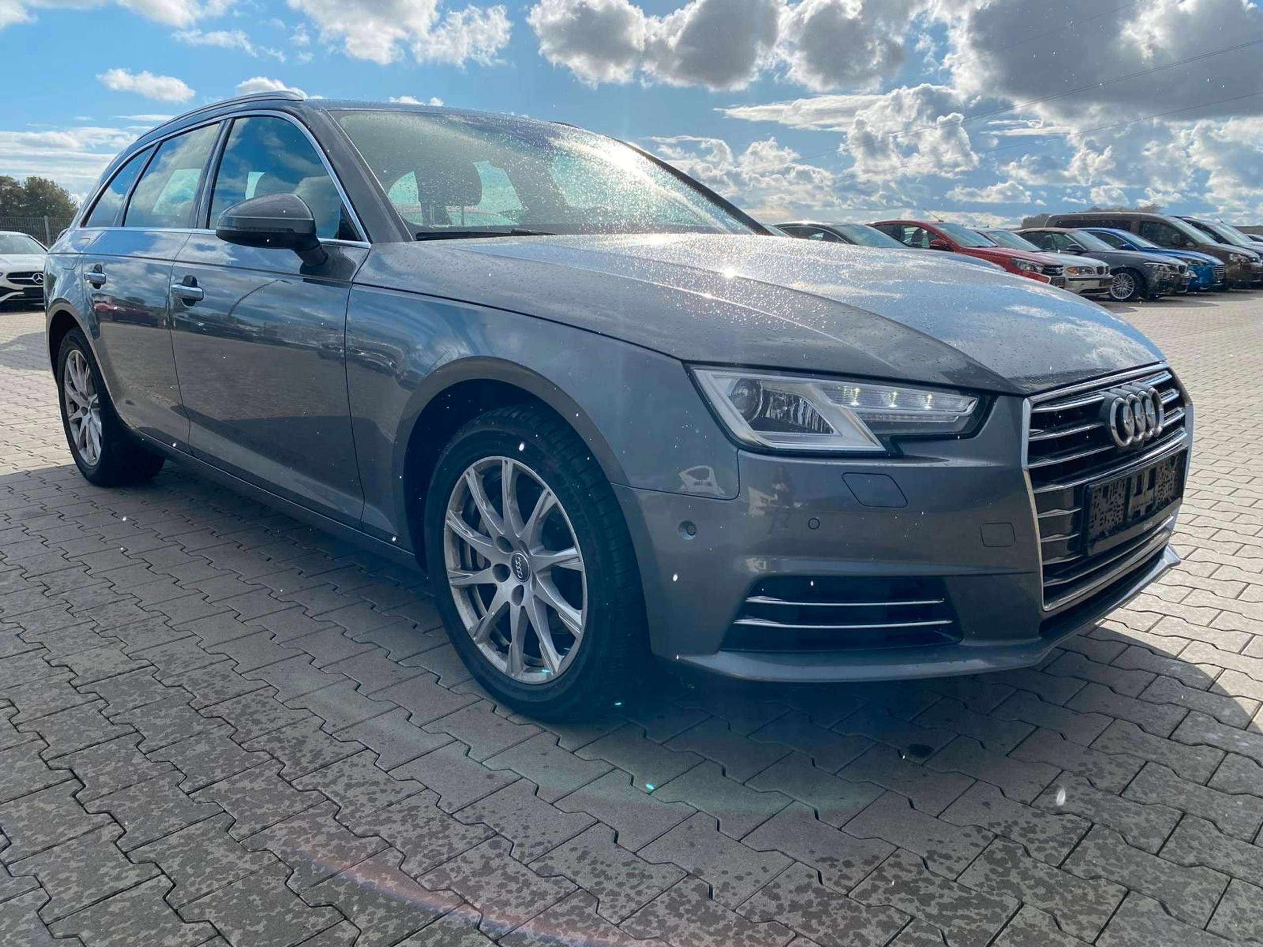 Audi - A4