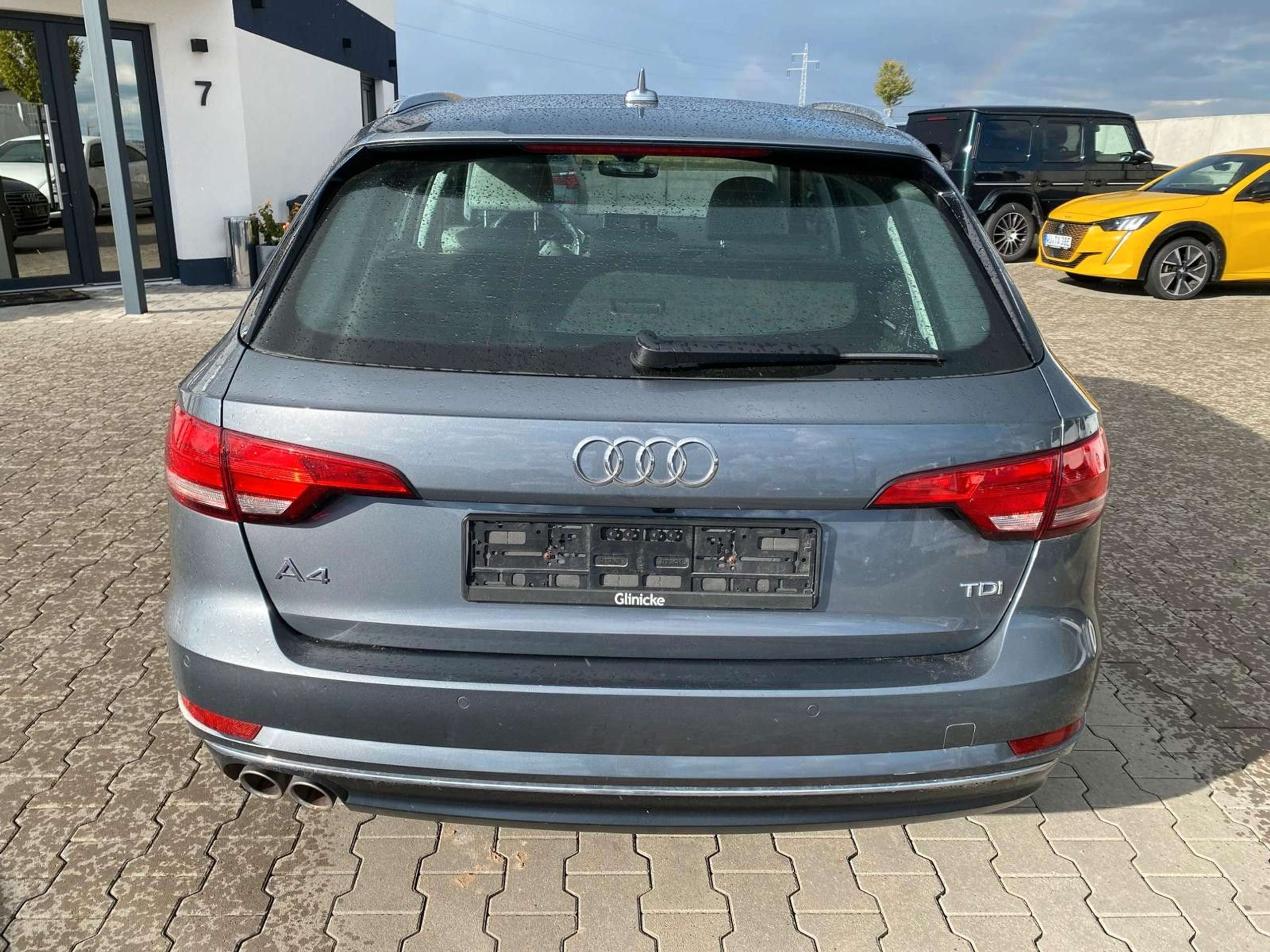 Audi - A4