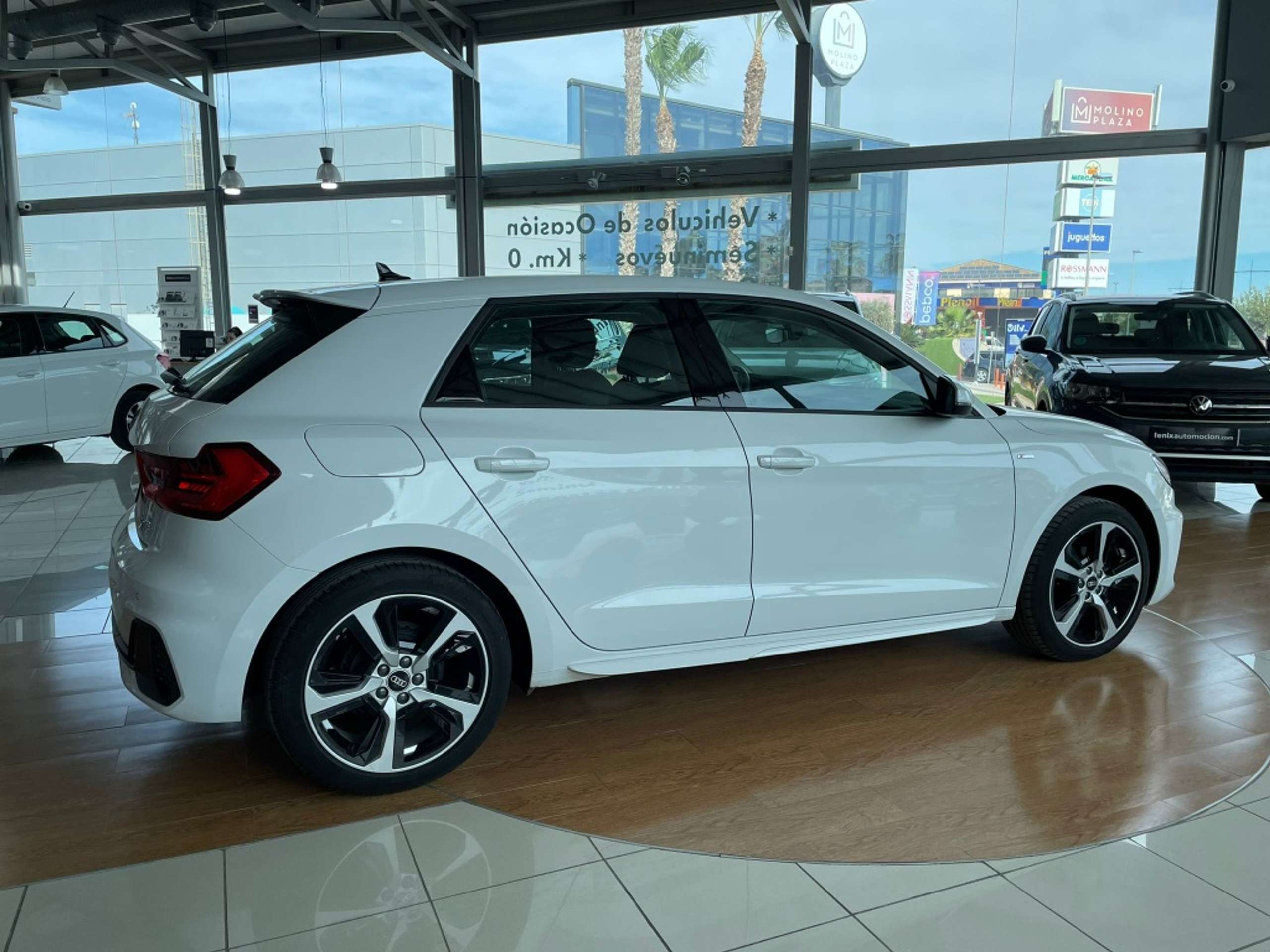 Audi - A1