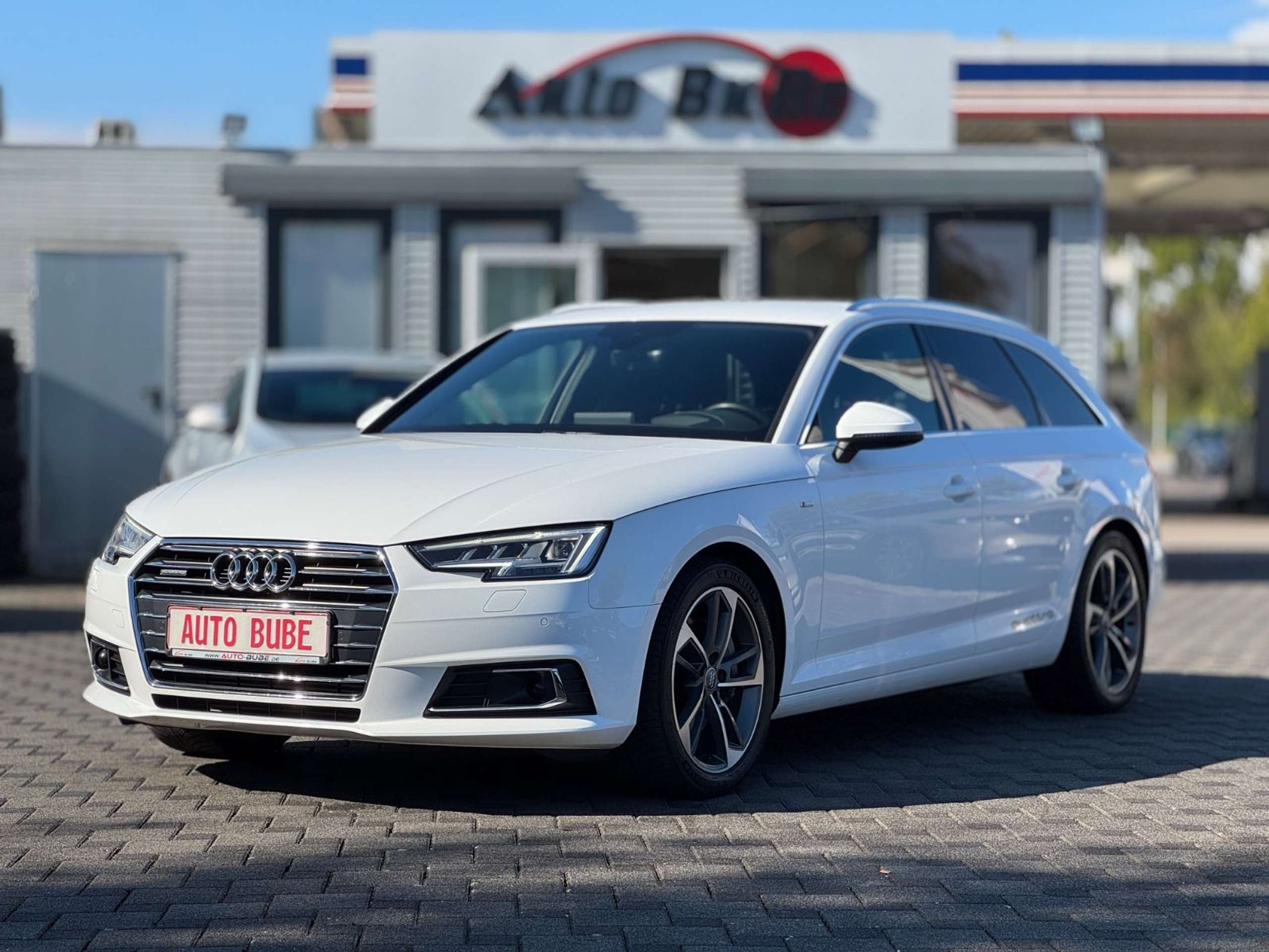 Audi - A4