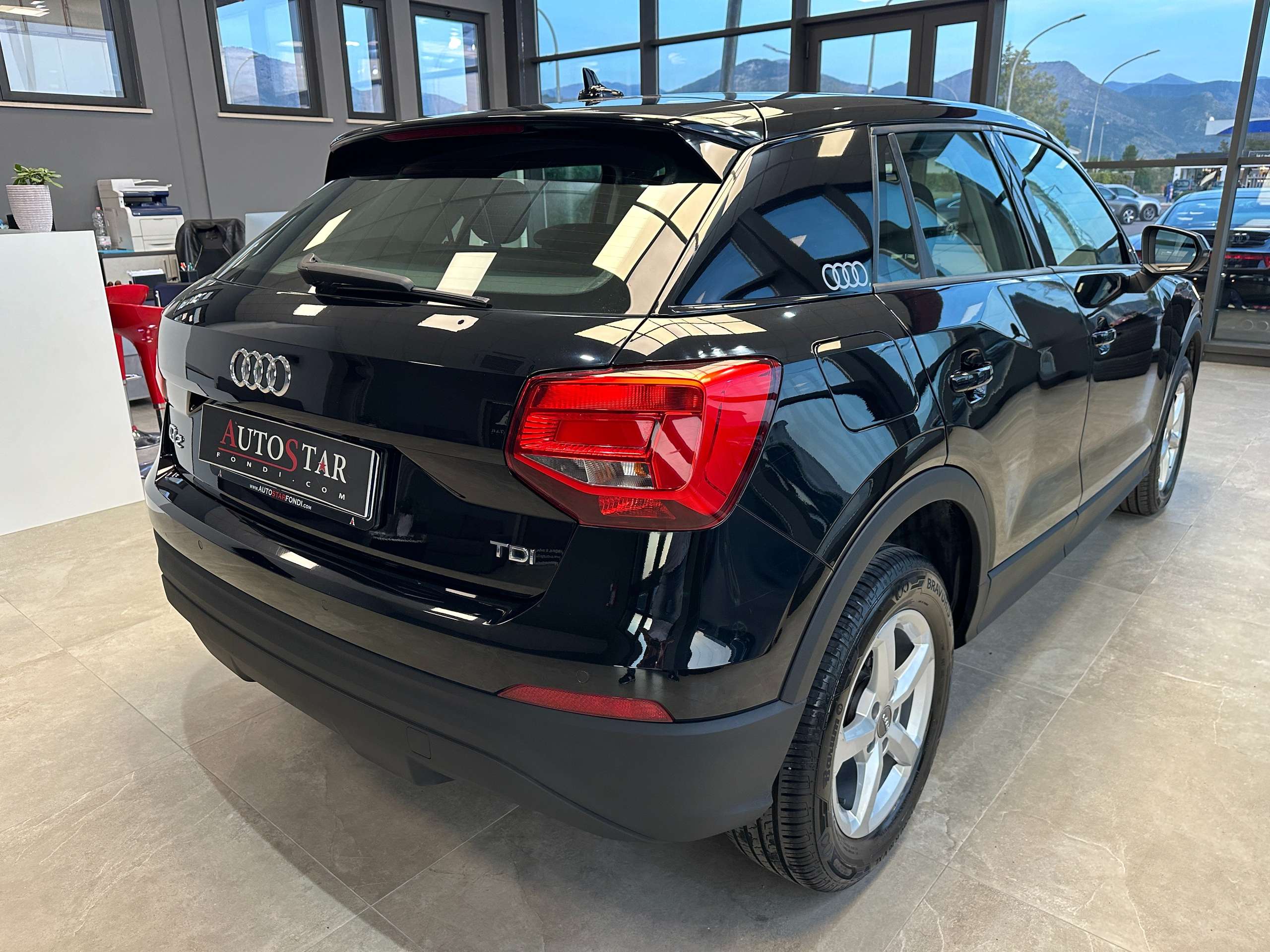 Audi - Q2