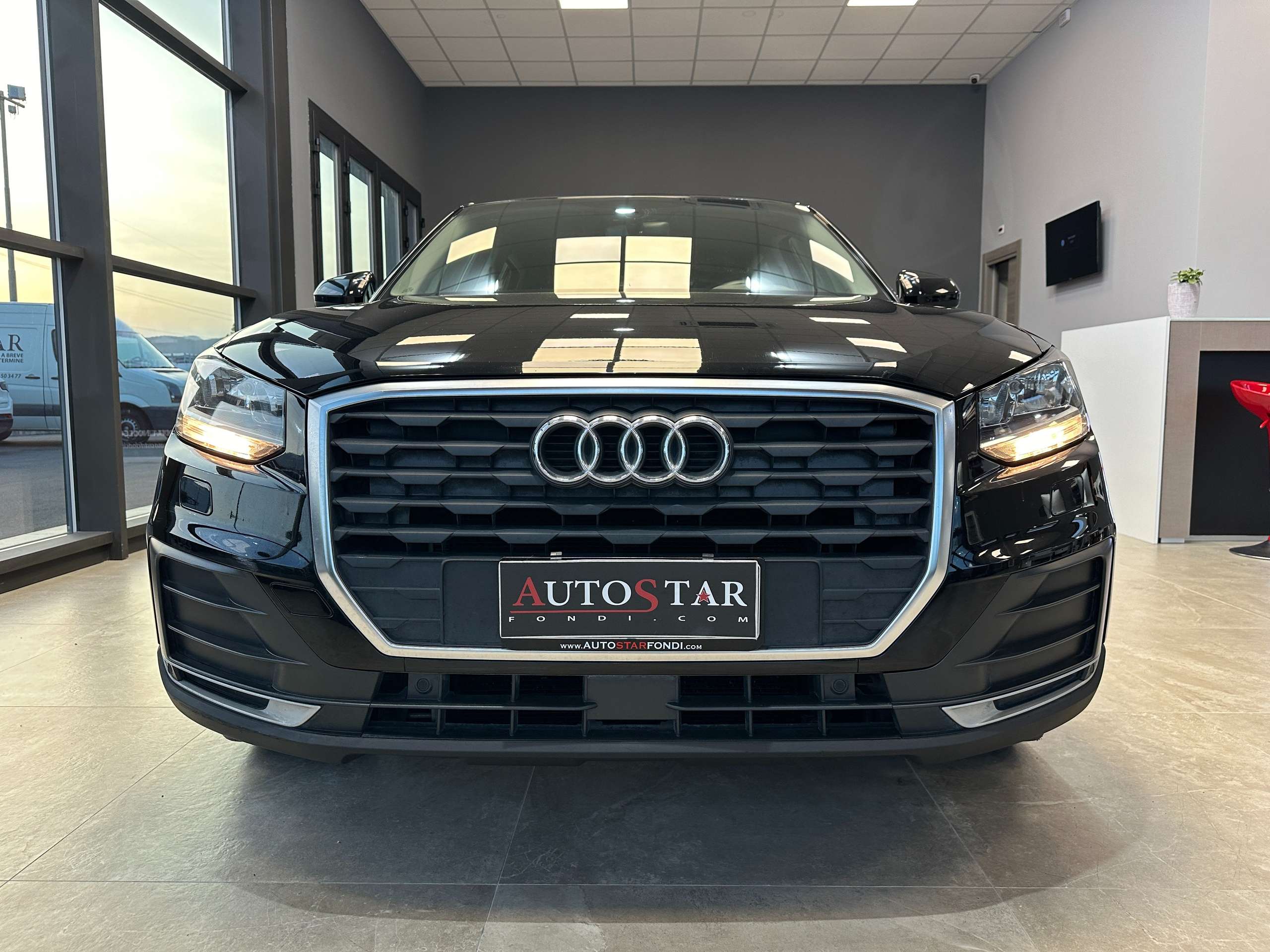 Audi - Q2