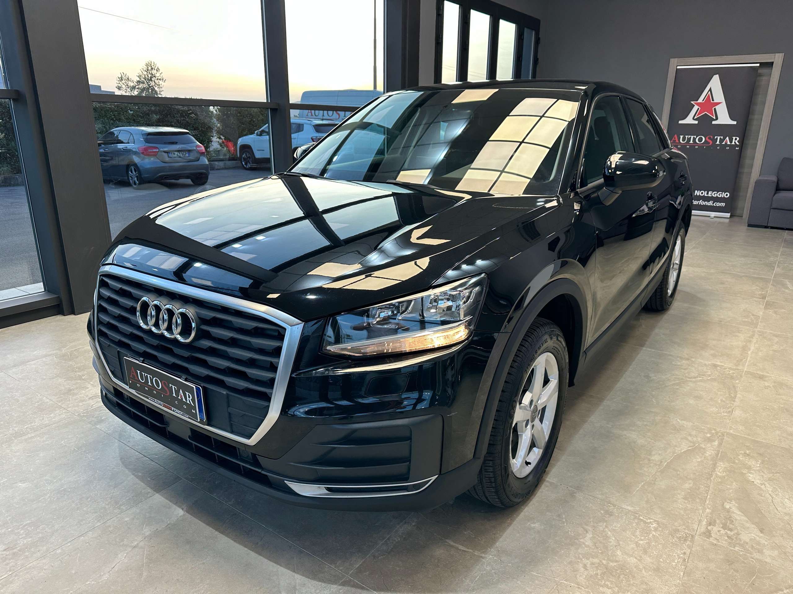 Audi - Q2