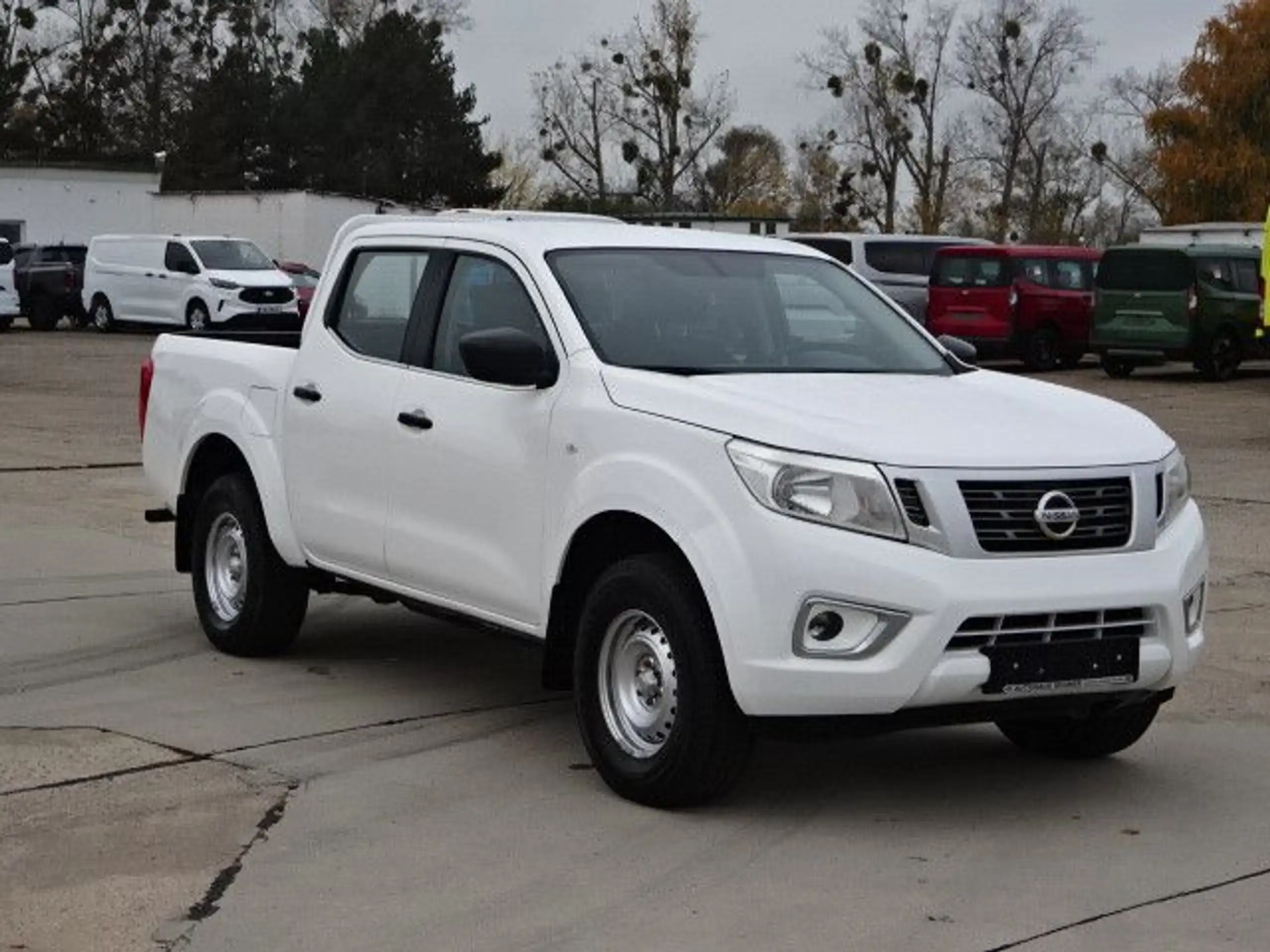 Nissan - Navara