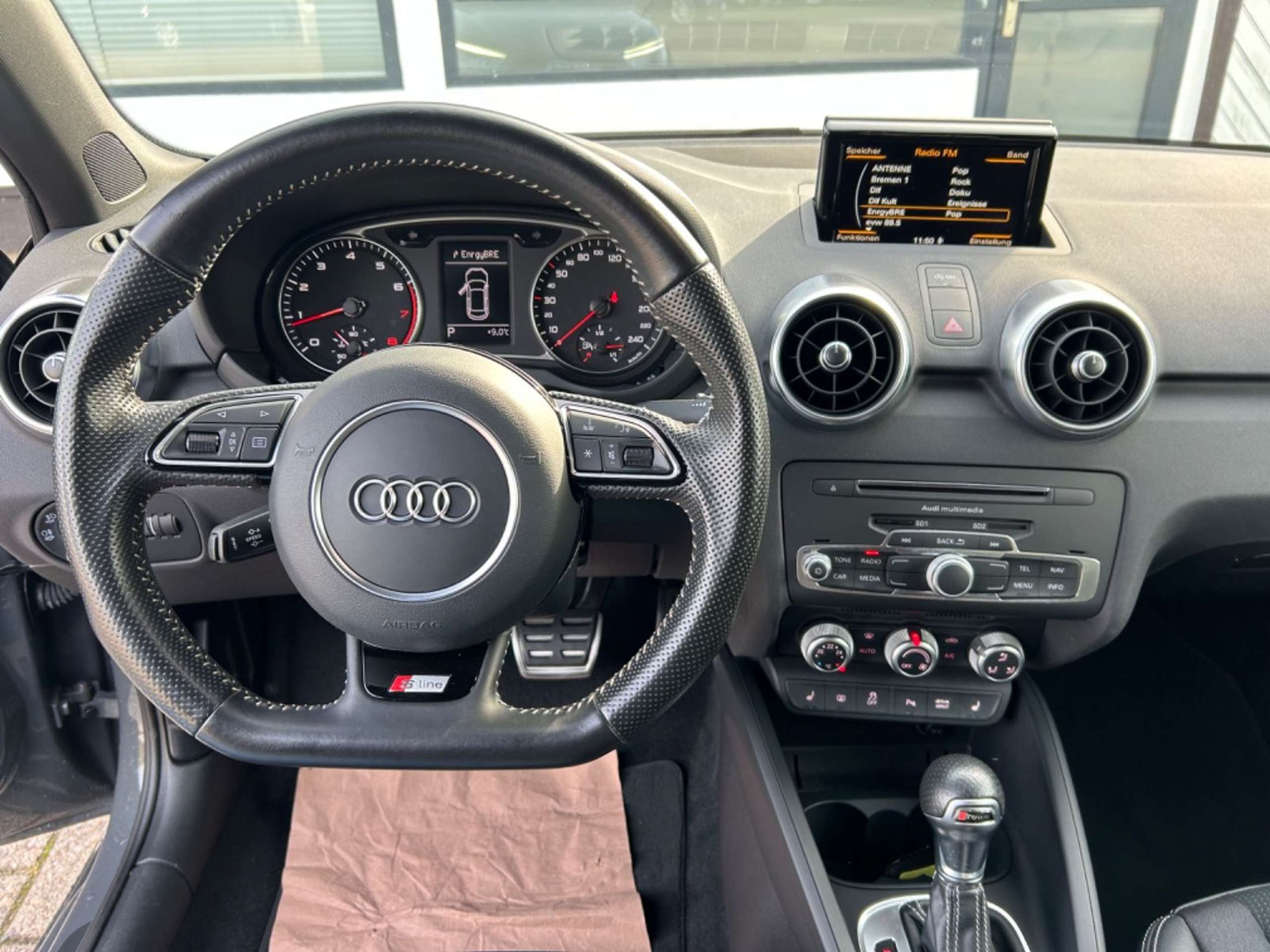 Audi - A1