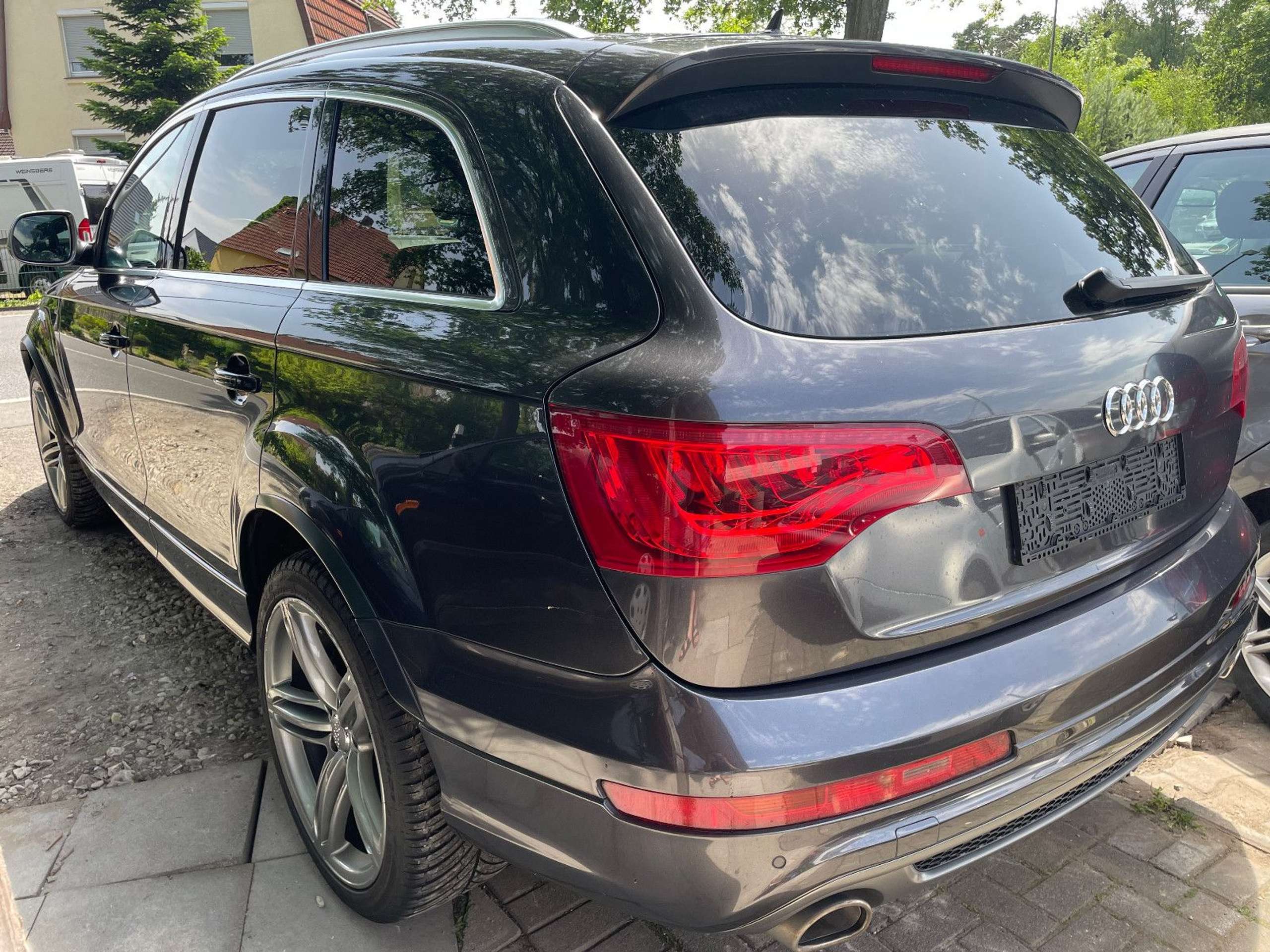 Audi - Q7