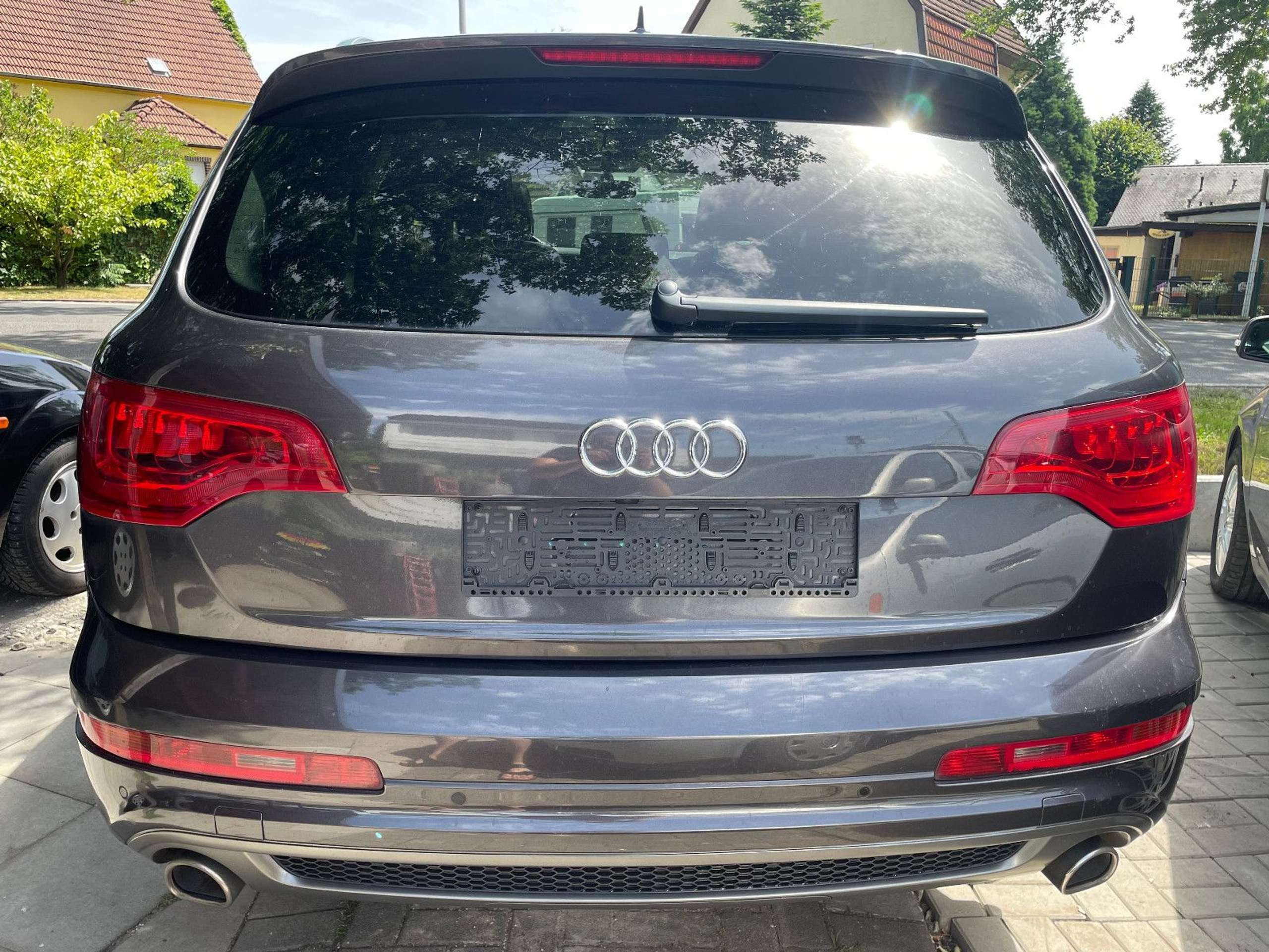 Audi - Q7