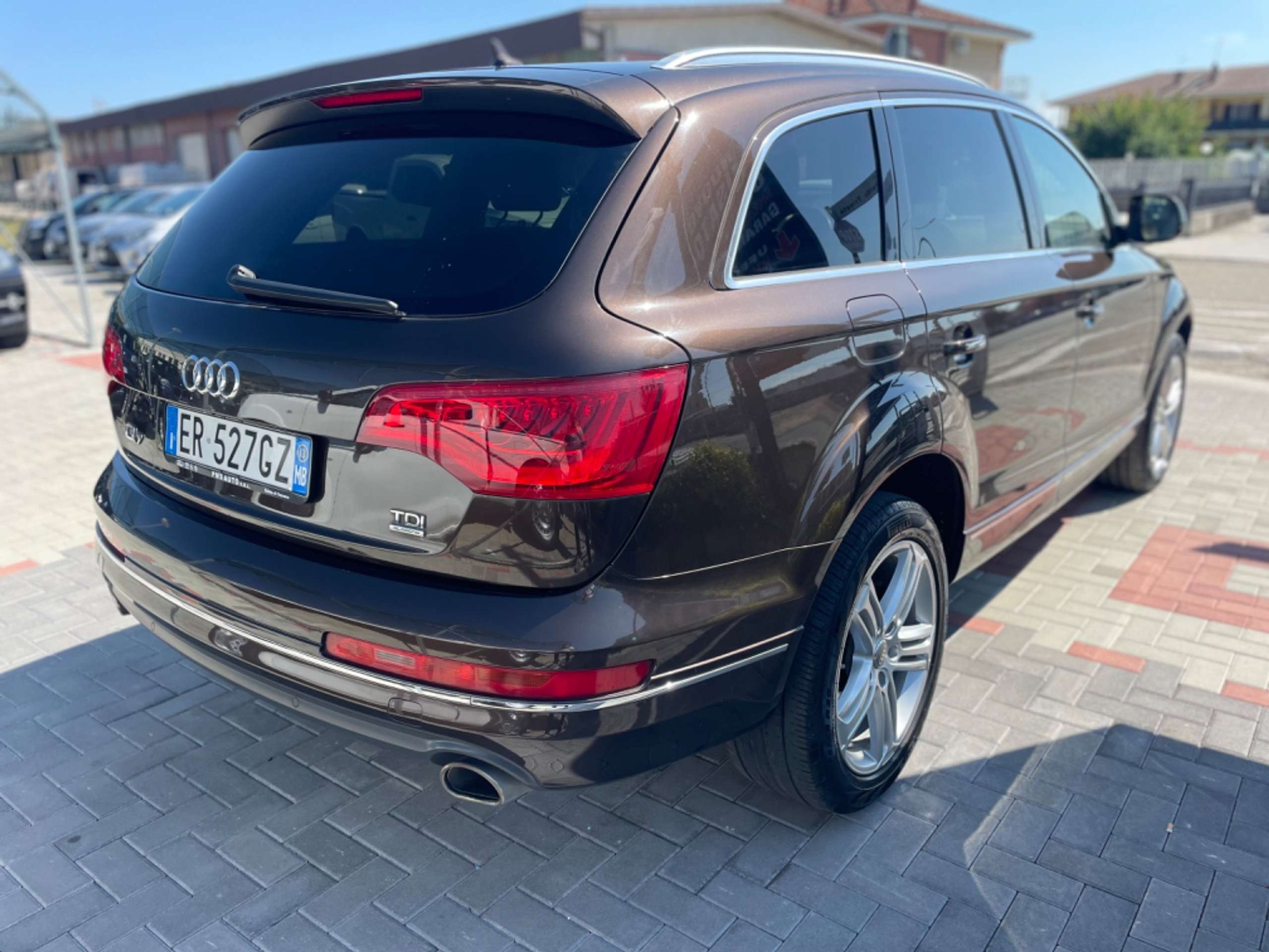 Audi - Q7