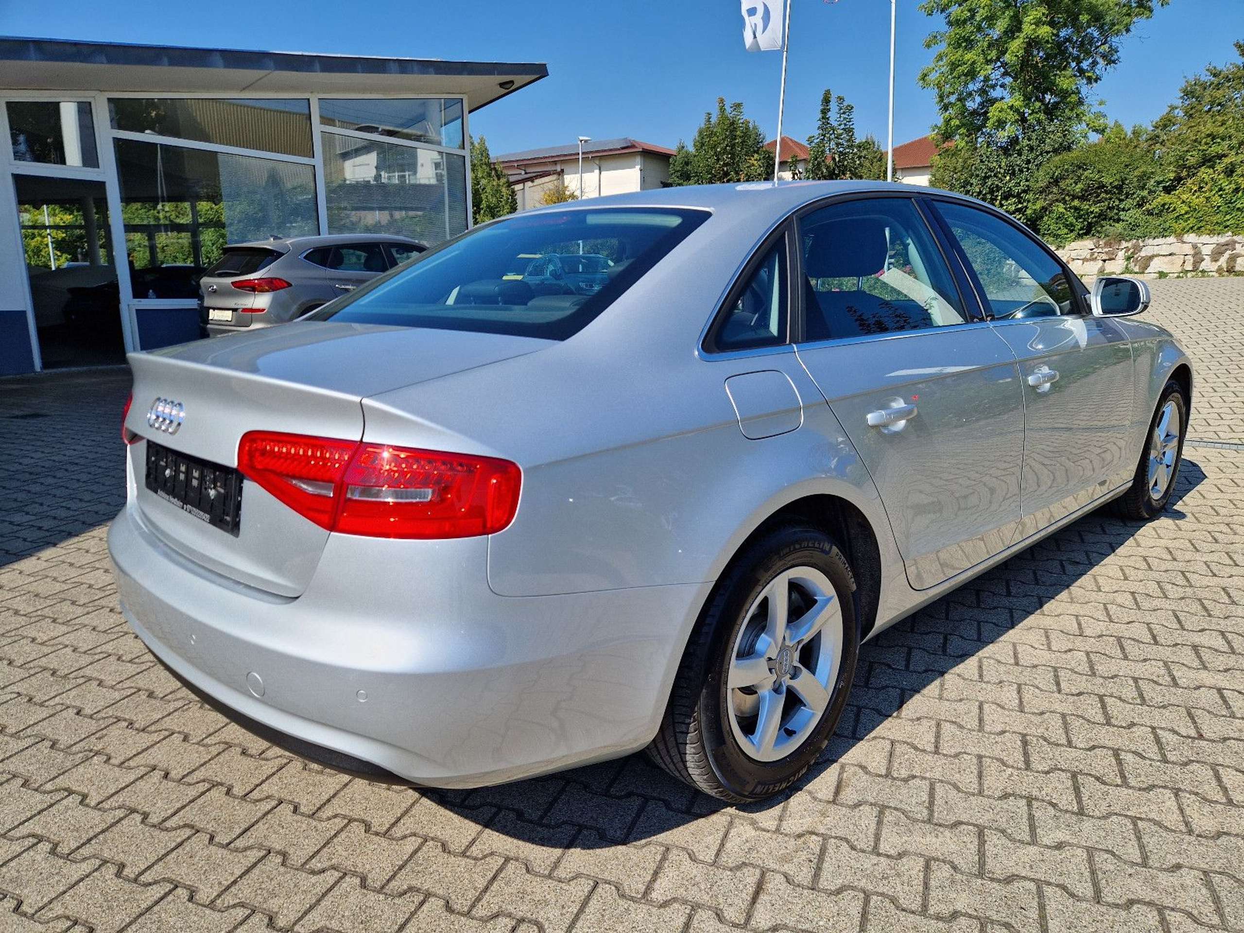 Audi - A4