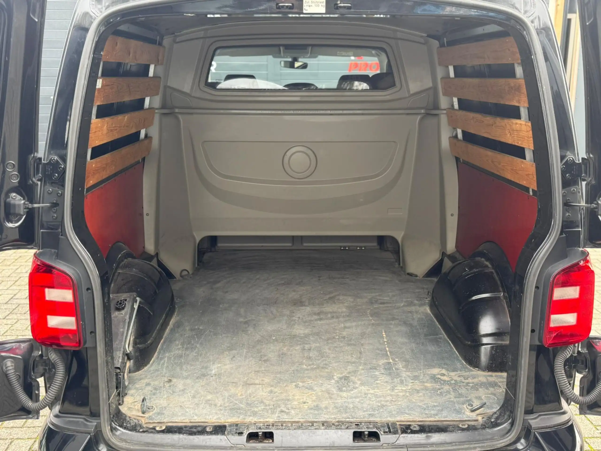 Volkswagen - Transporter