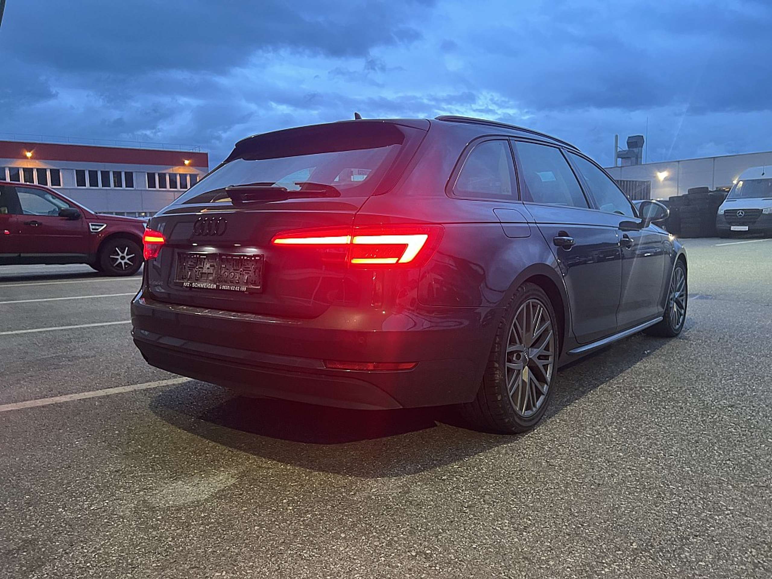 Audi - A4