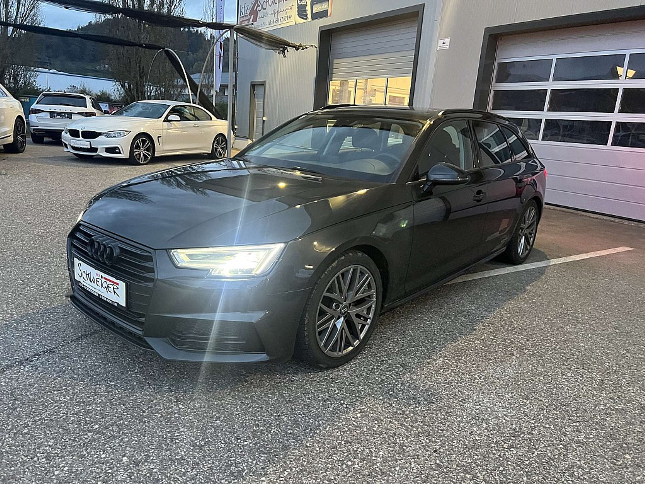 Audi - A4