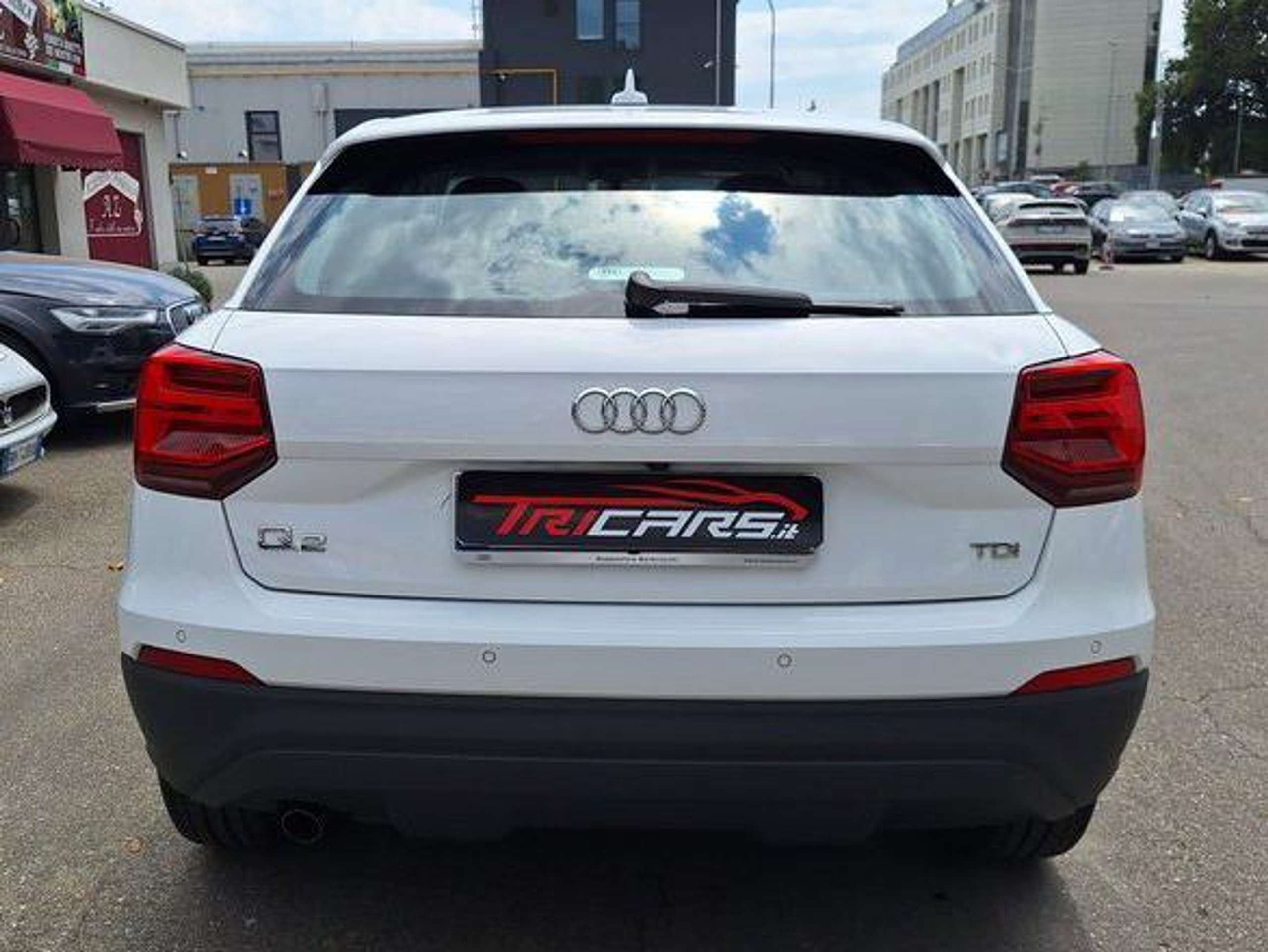 Audi - Q2