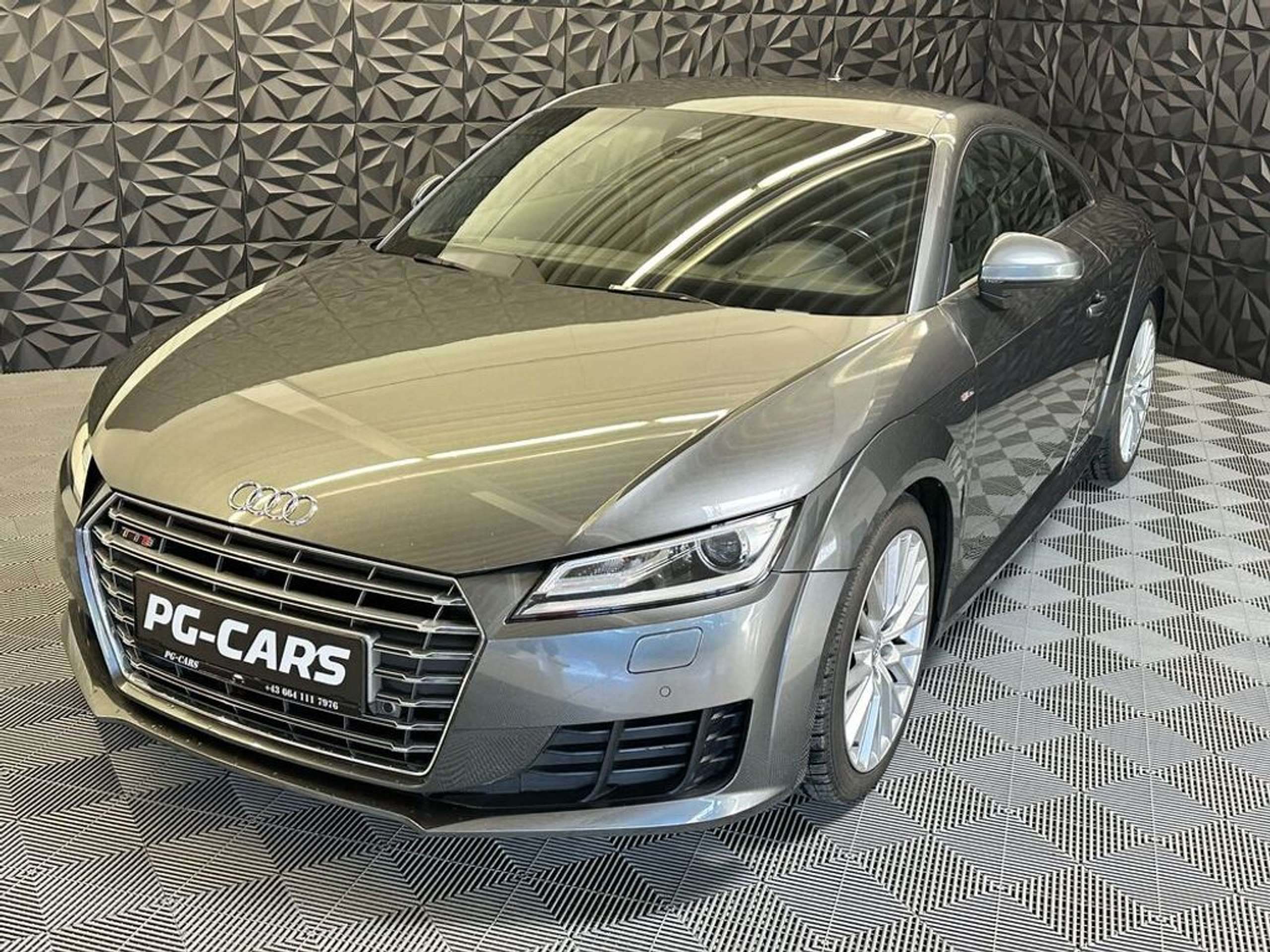 Audi - TT