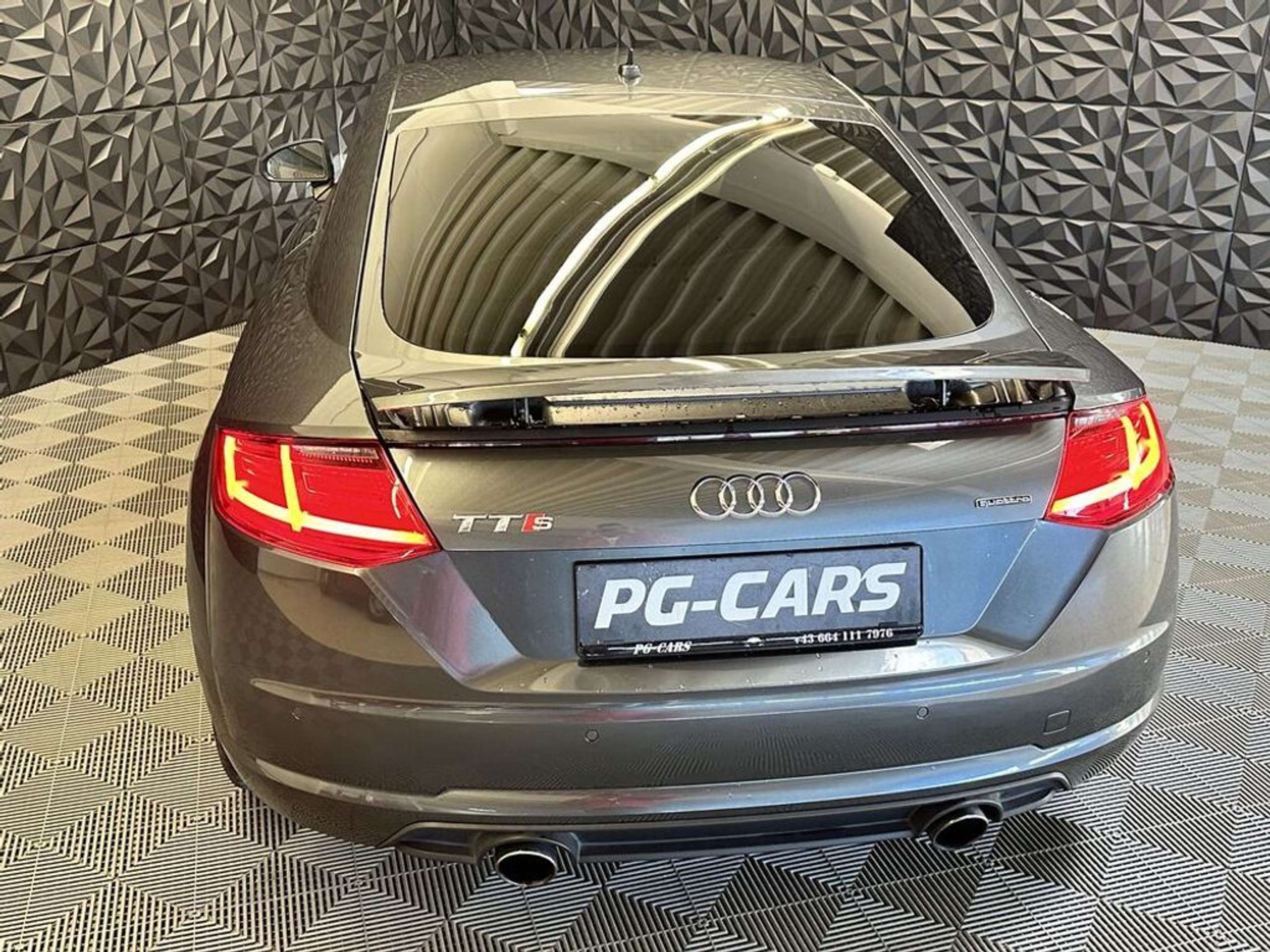 Audi - TT