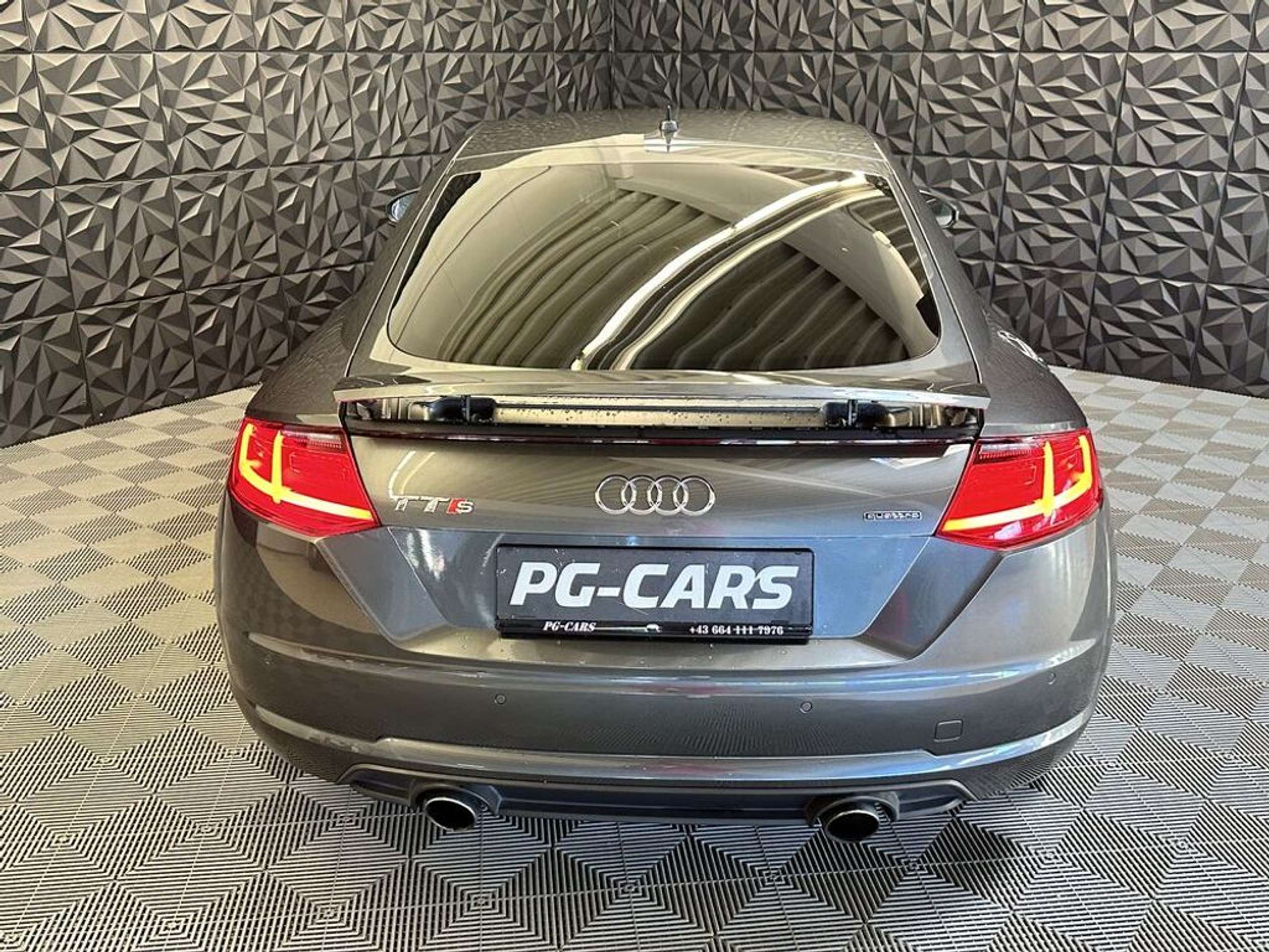 Audi - TT