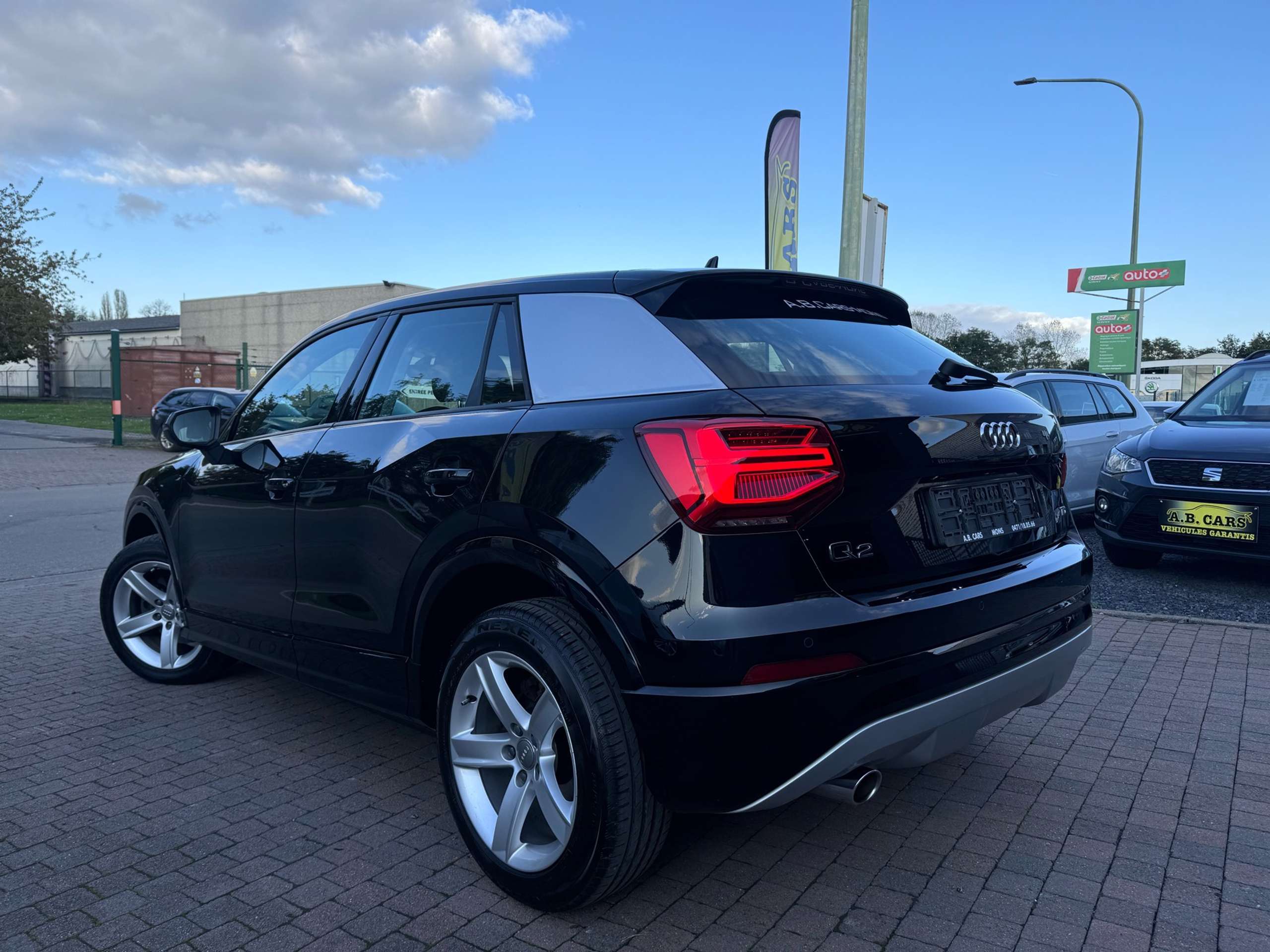 Audi - Q2