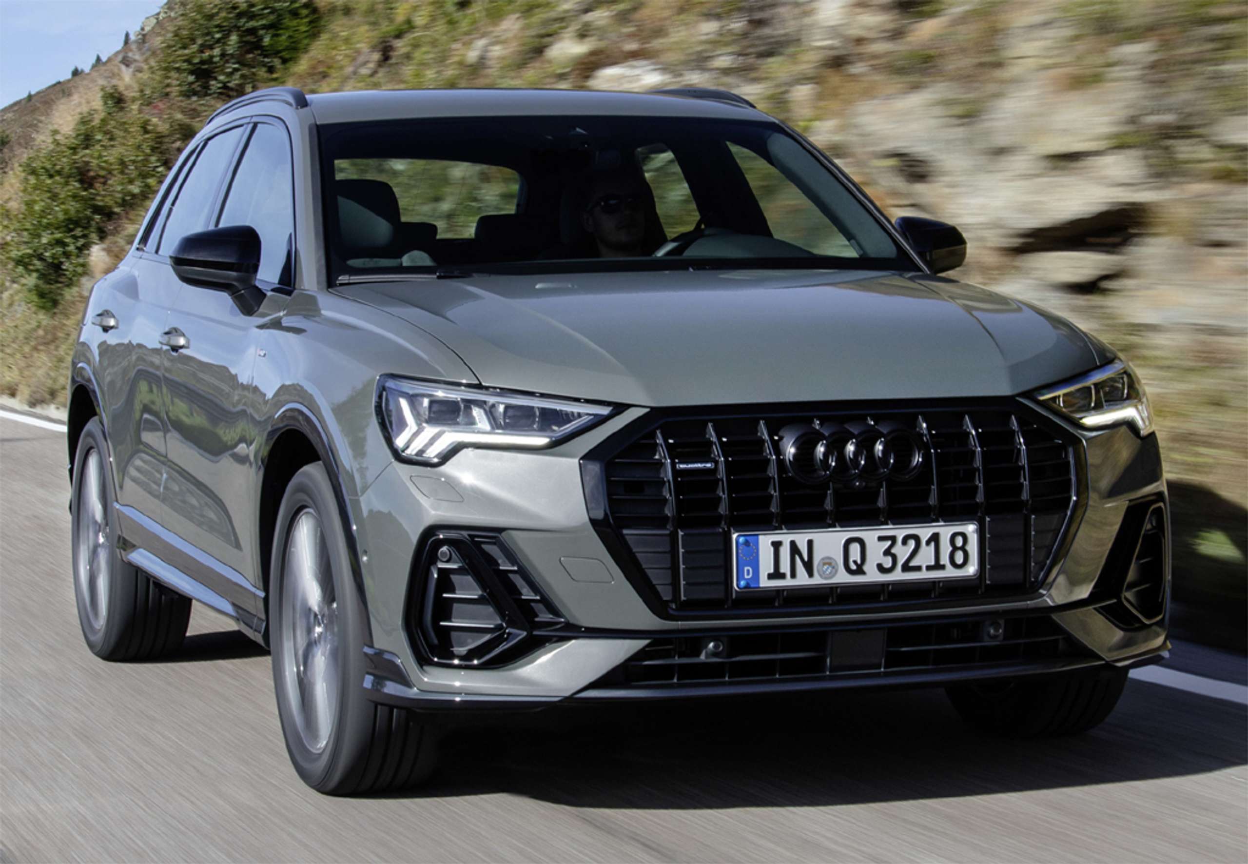 Audi - Q3