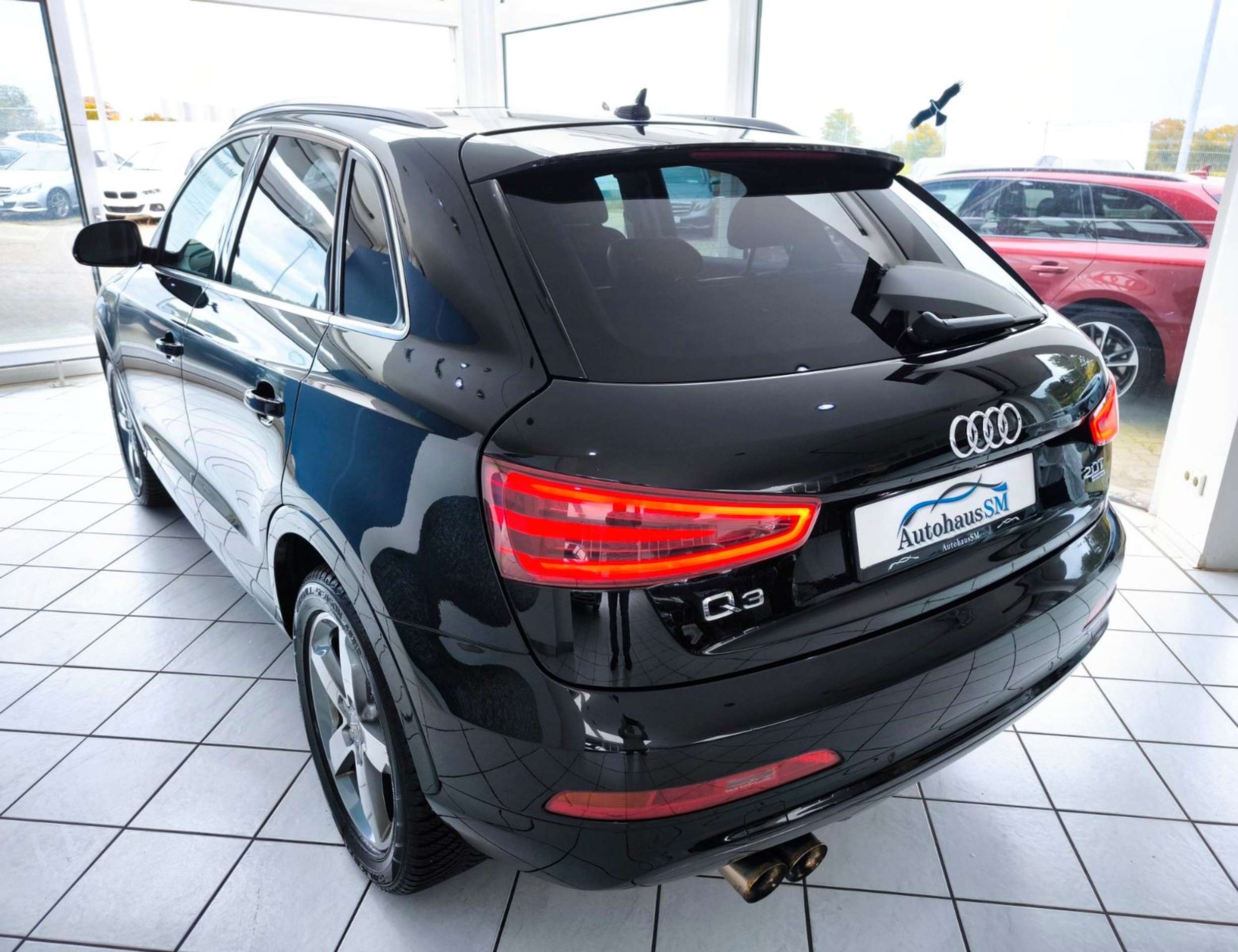 Audi - Q3