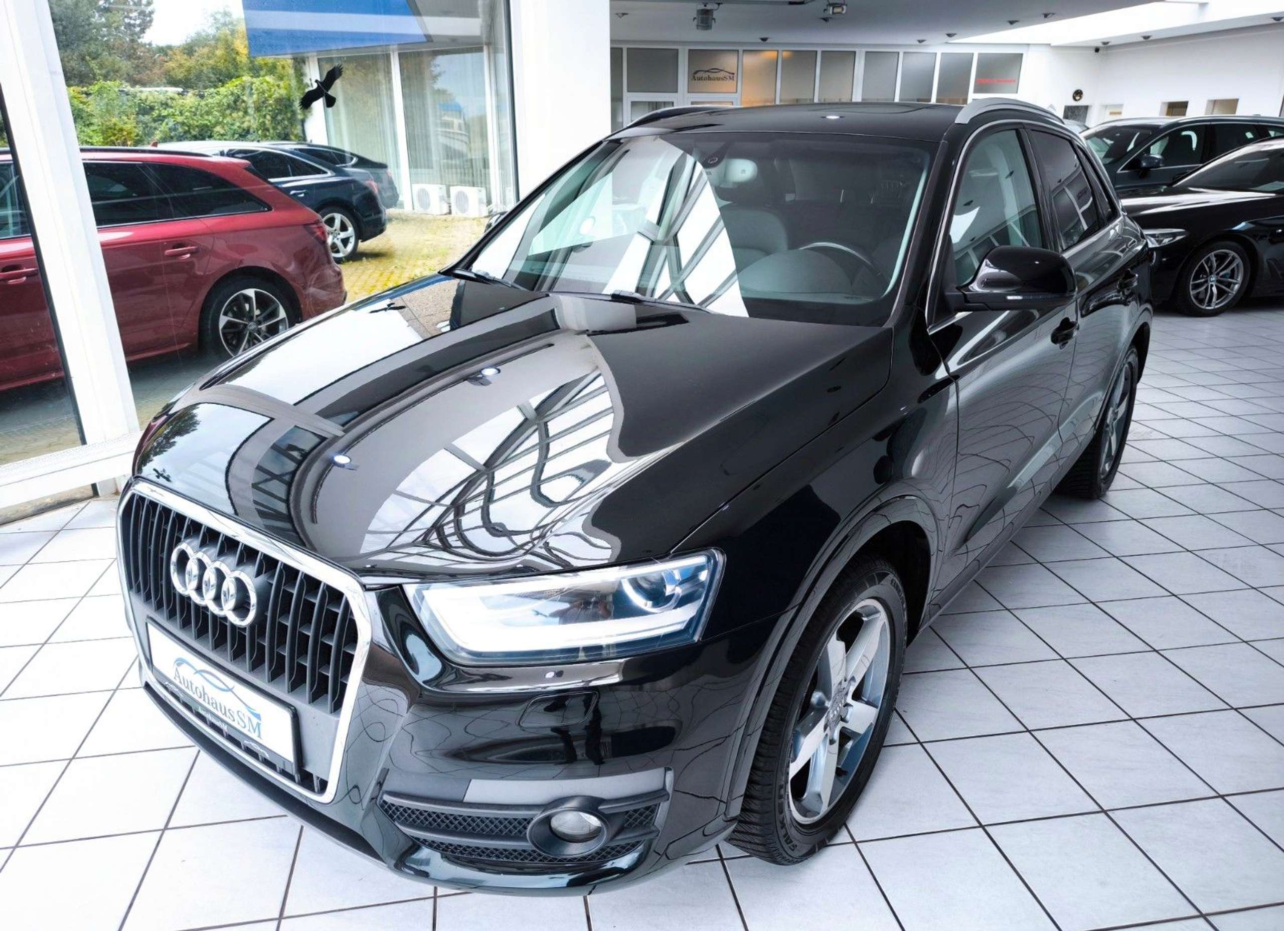 Audi - Q3