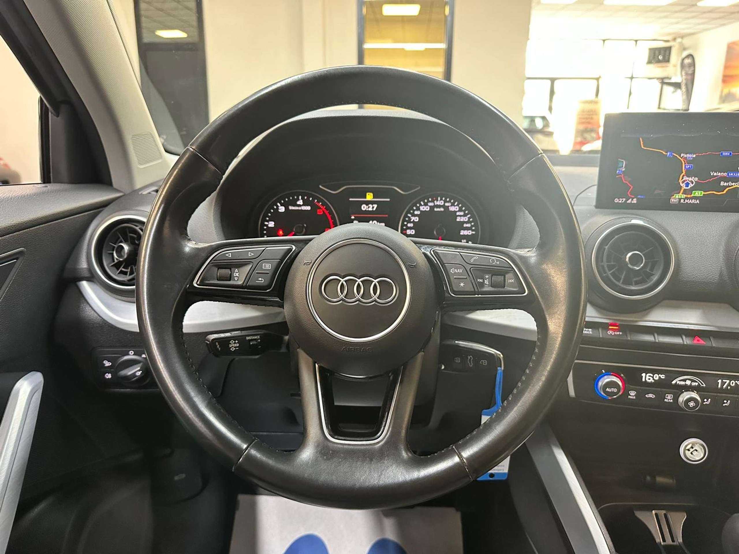 Audi - Q2