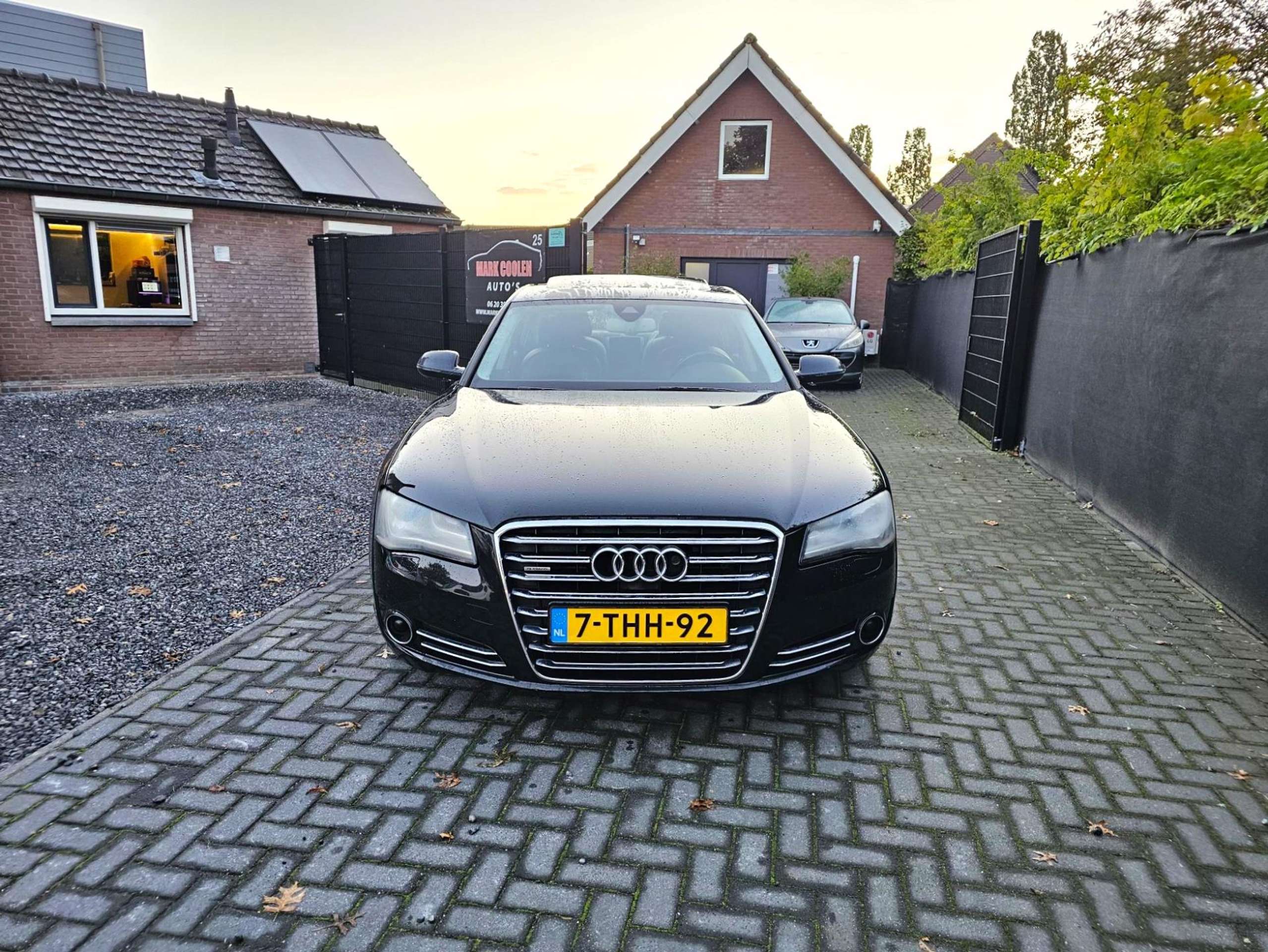 Audi - A8