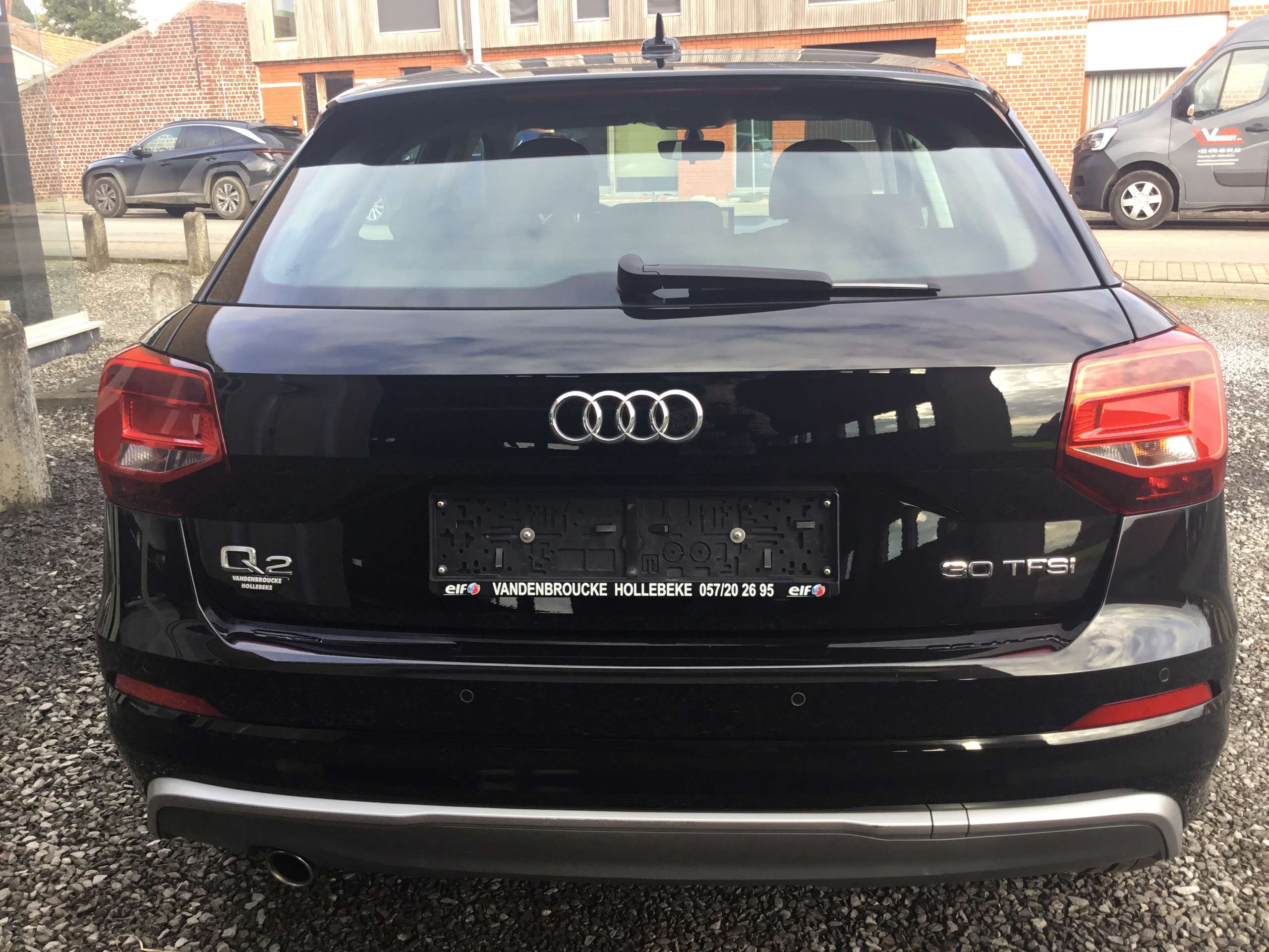 Audi - Q2