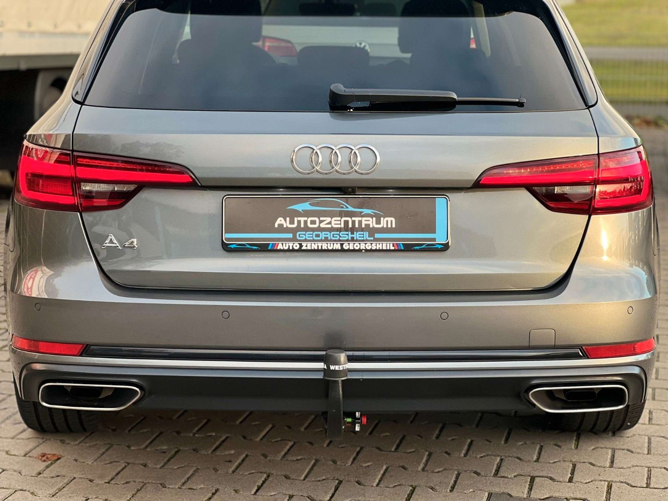 Audi - A4