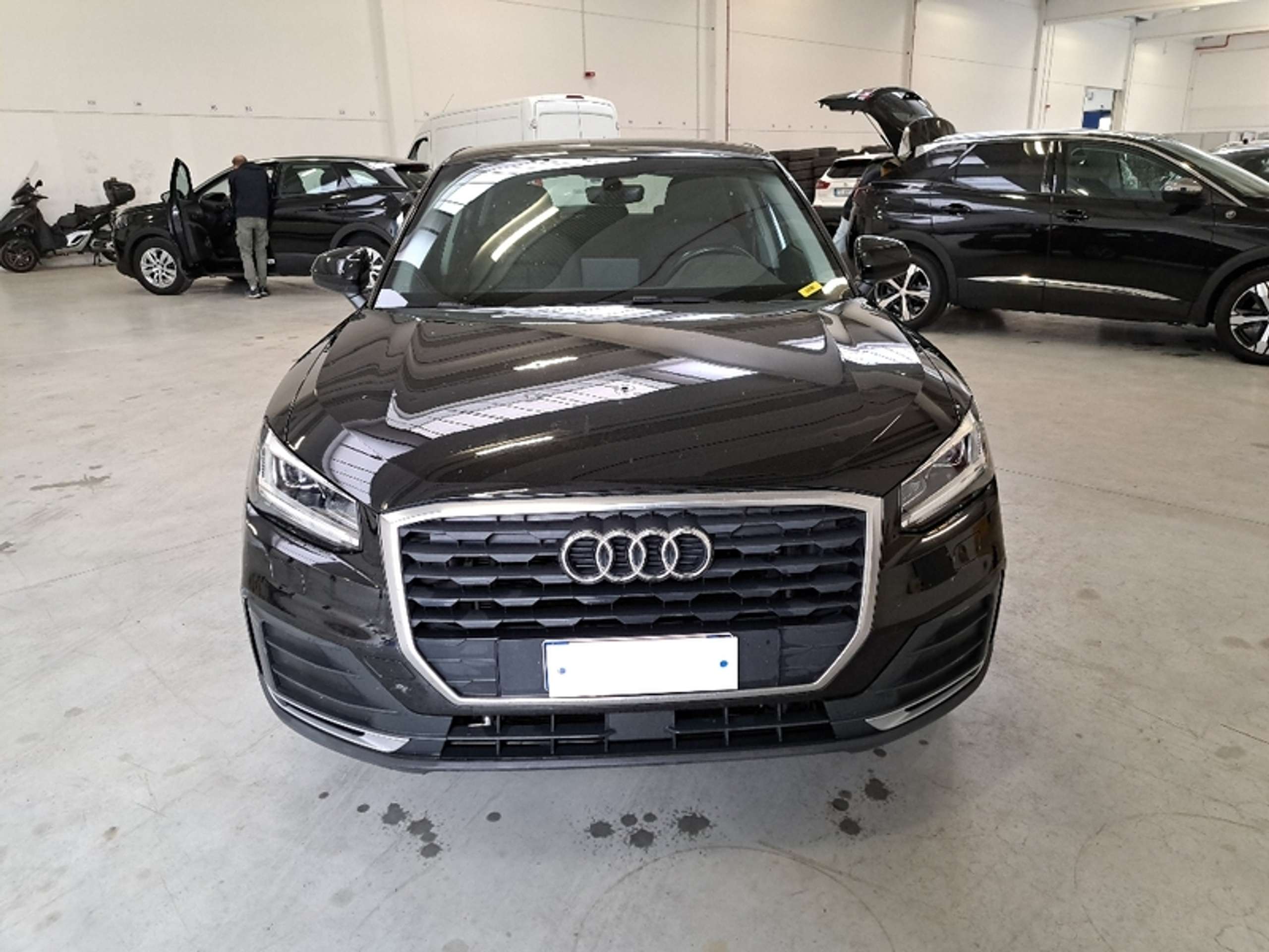 Audi - Q2